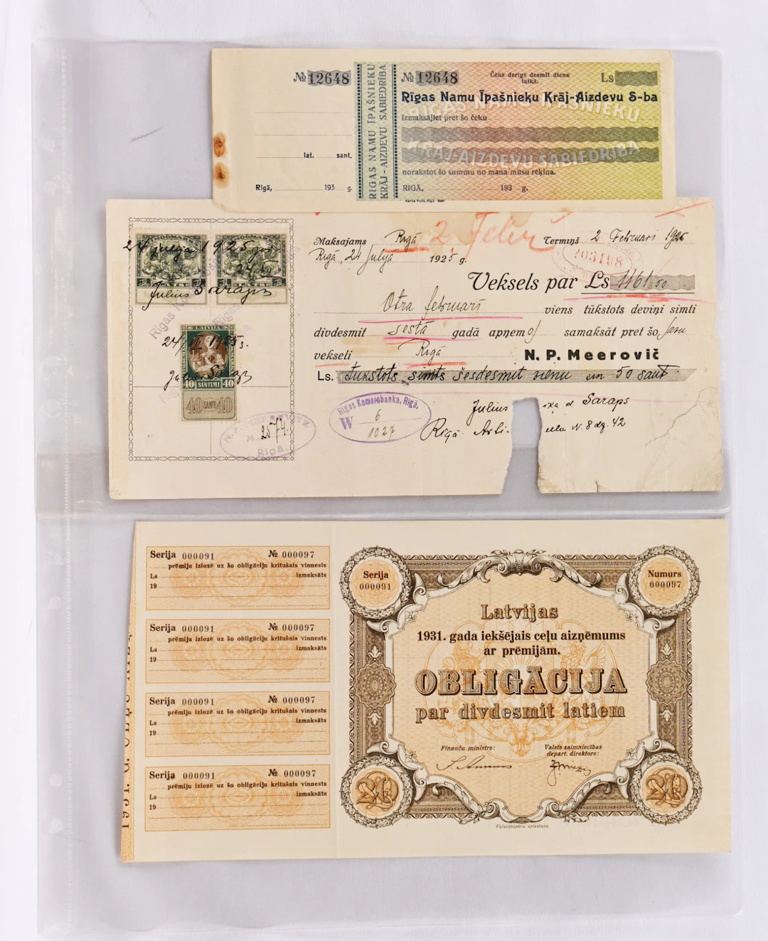 Latvia, fine selection, including a few old bonds and promissory notes