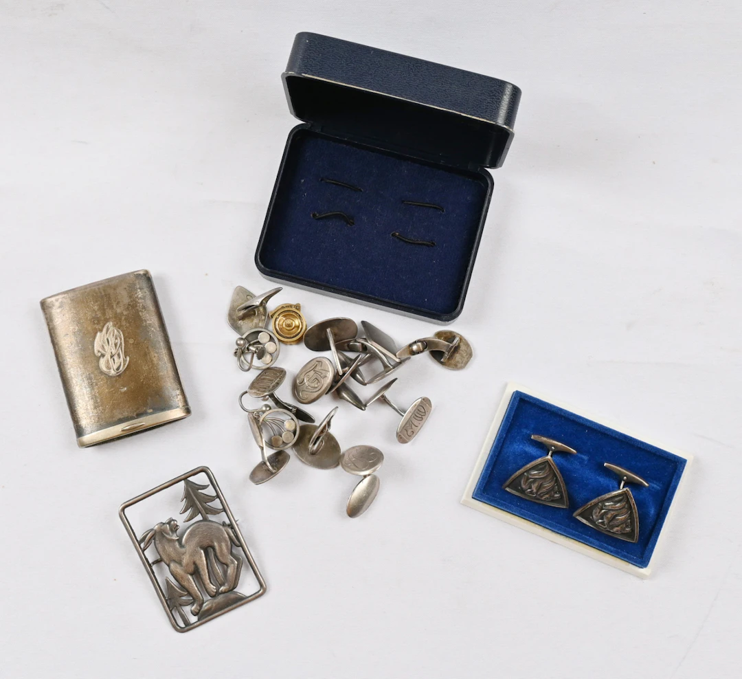 Cufflinks, silver, five pairs and three single ones. Additionally