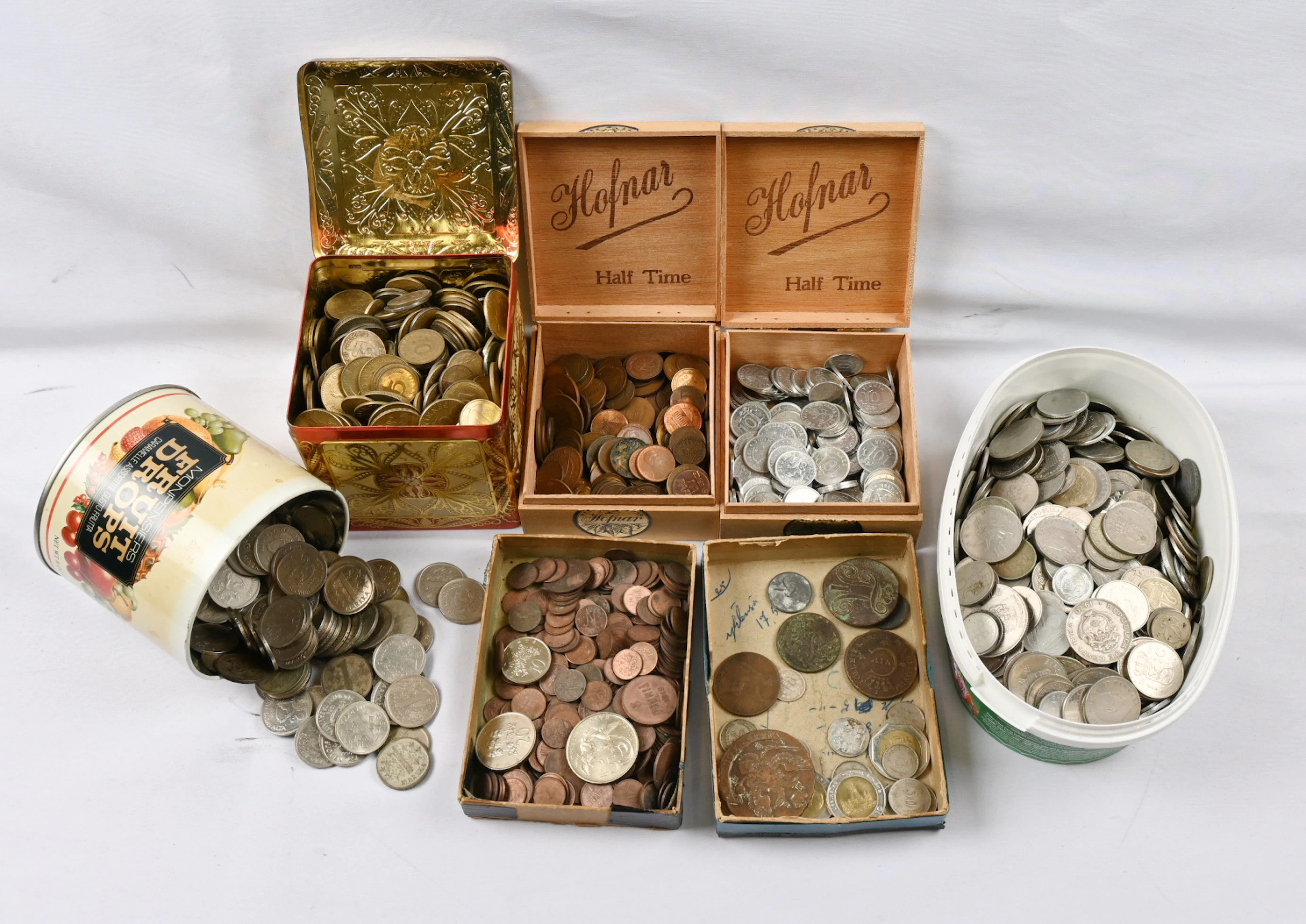Discovery lot from Finland and abroad, almost 8 KG of coins from various