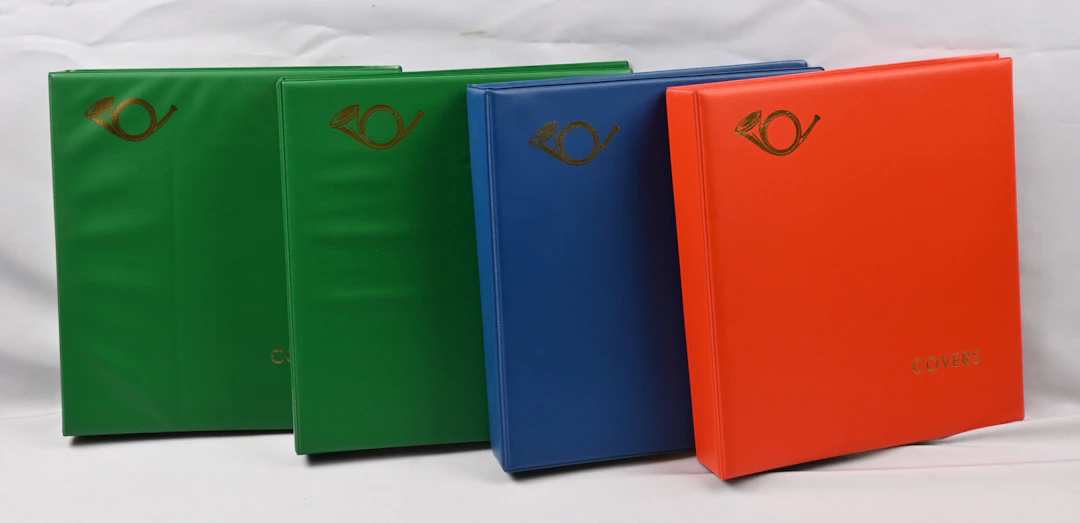 Mixed selection of covers in four cover albums. Mainly newer, philatelic