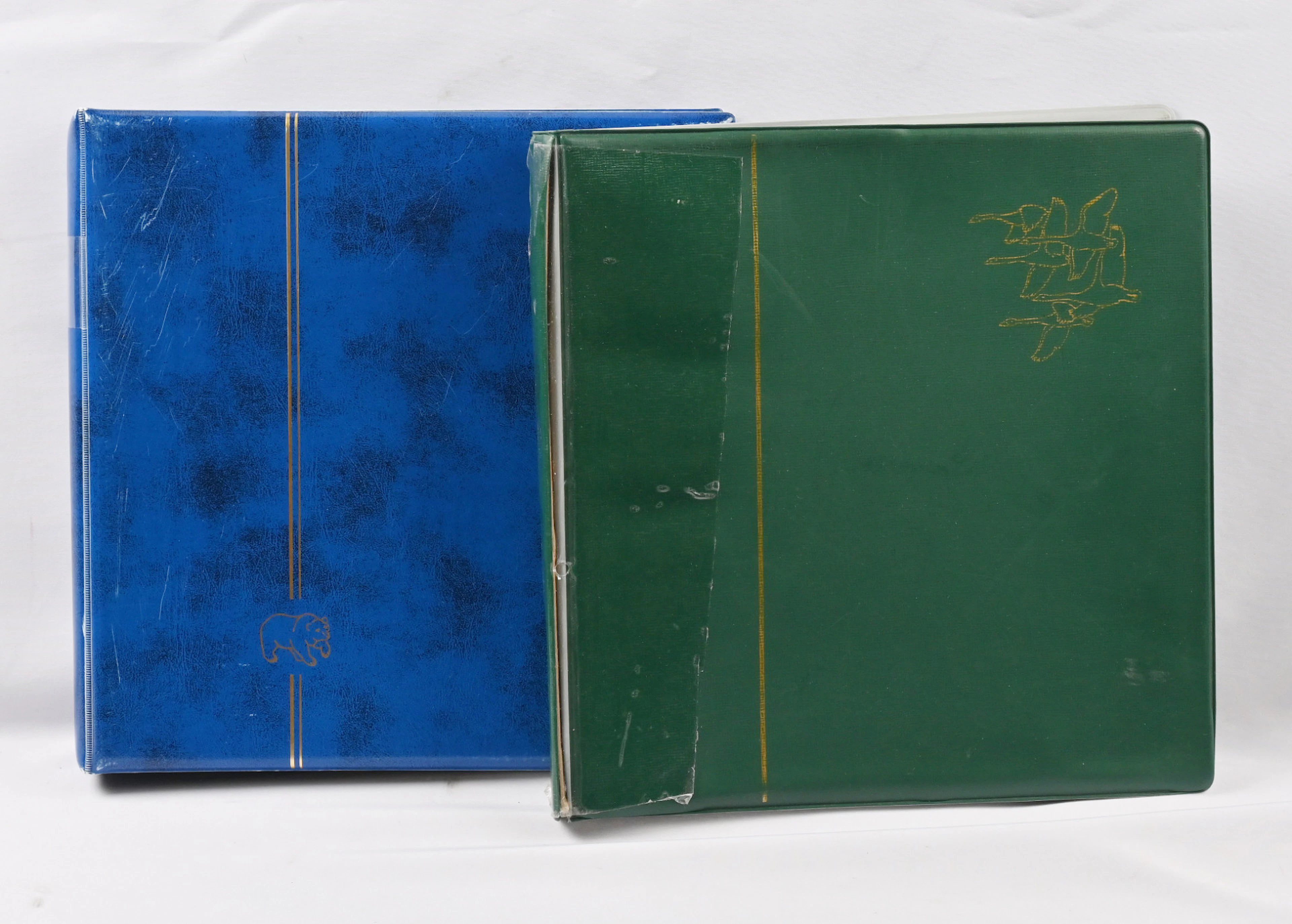Model Saarinen onwards stock material in two binders including definitive