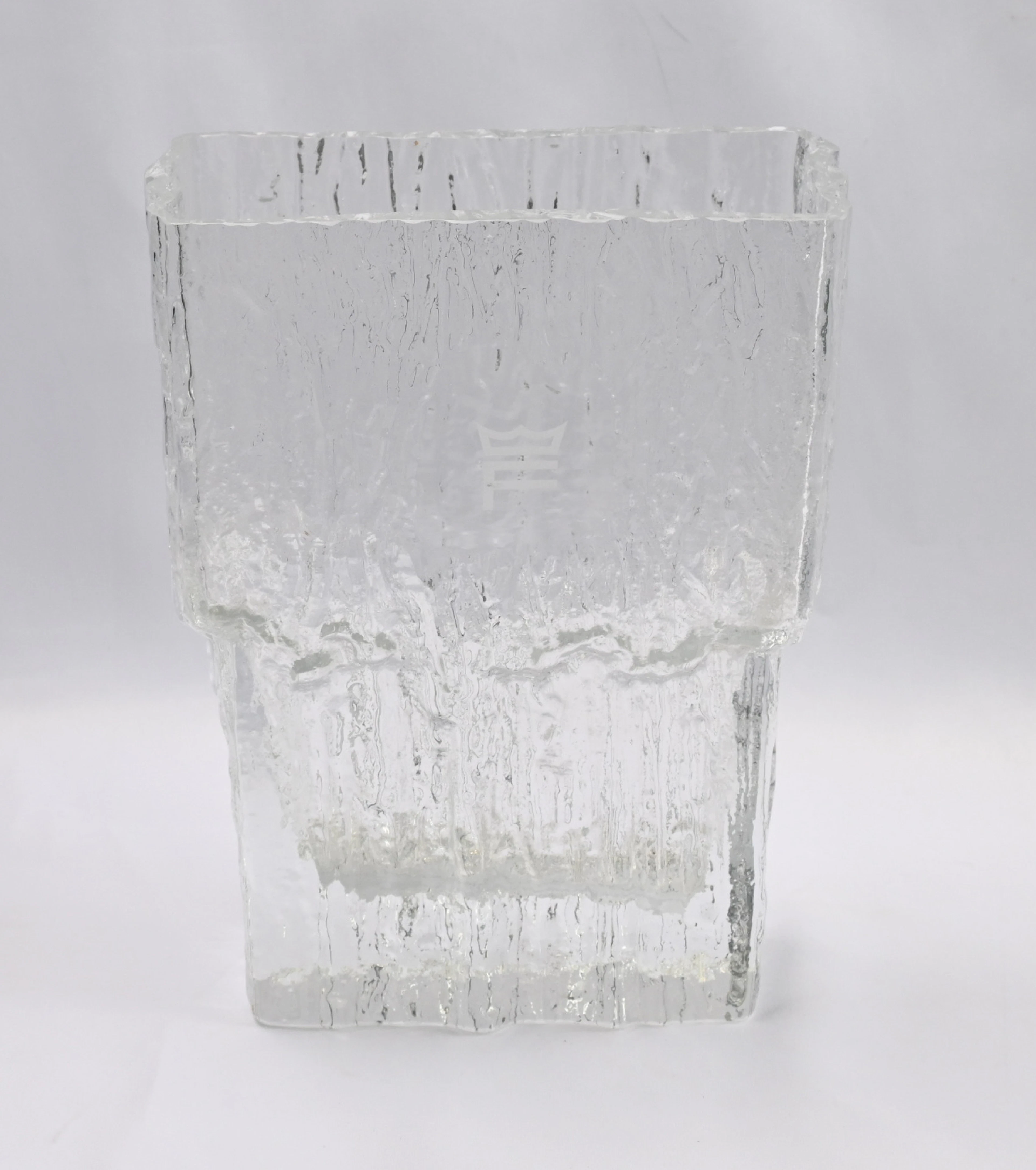 Tapio Wirkkala, vase 3428, height approx. 25 cm, signed. PICKUP ONLY.