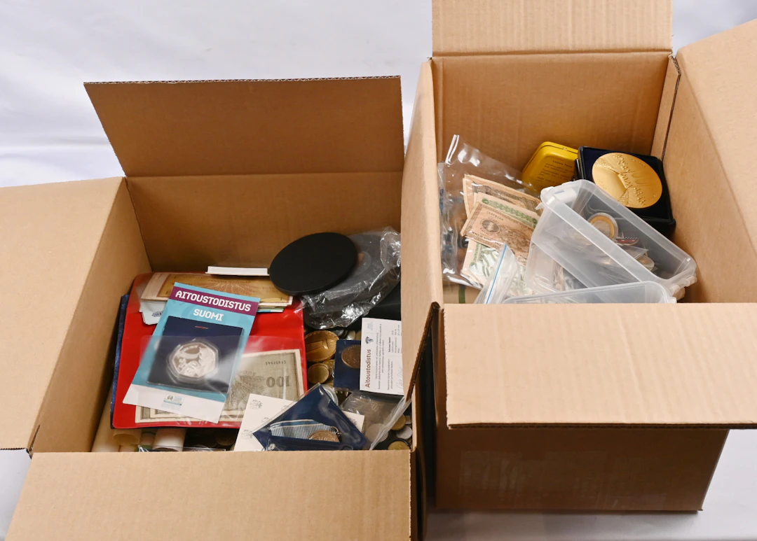 Discovery lot of coins etc. Approximately 10 KG, eg. 2€ 2004 so-called