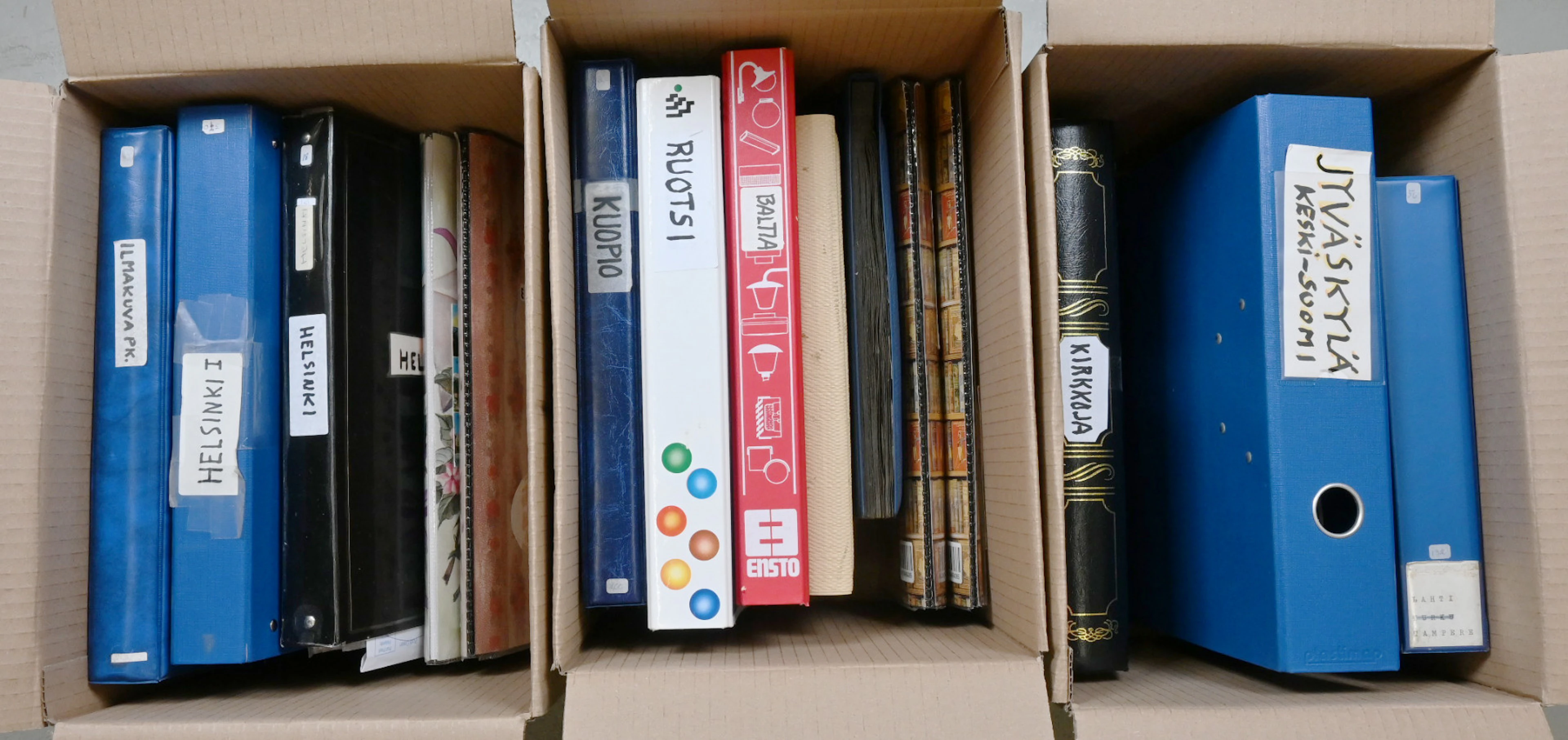 Rather large collection of topographical cards in seven binders from