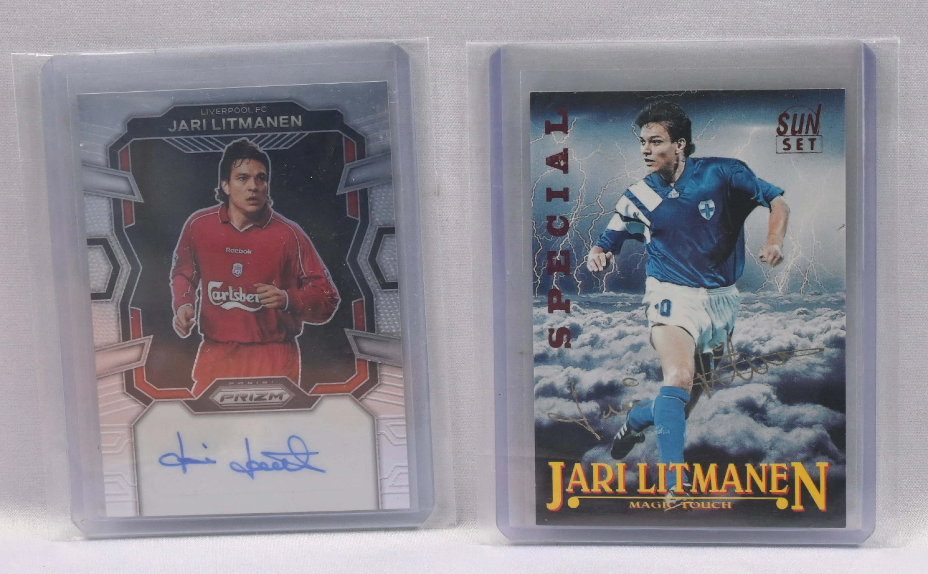 Jari Litmanen 2023-24 Panini Prizm Liverpool autograph and Sun Set Special.