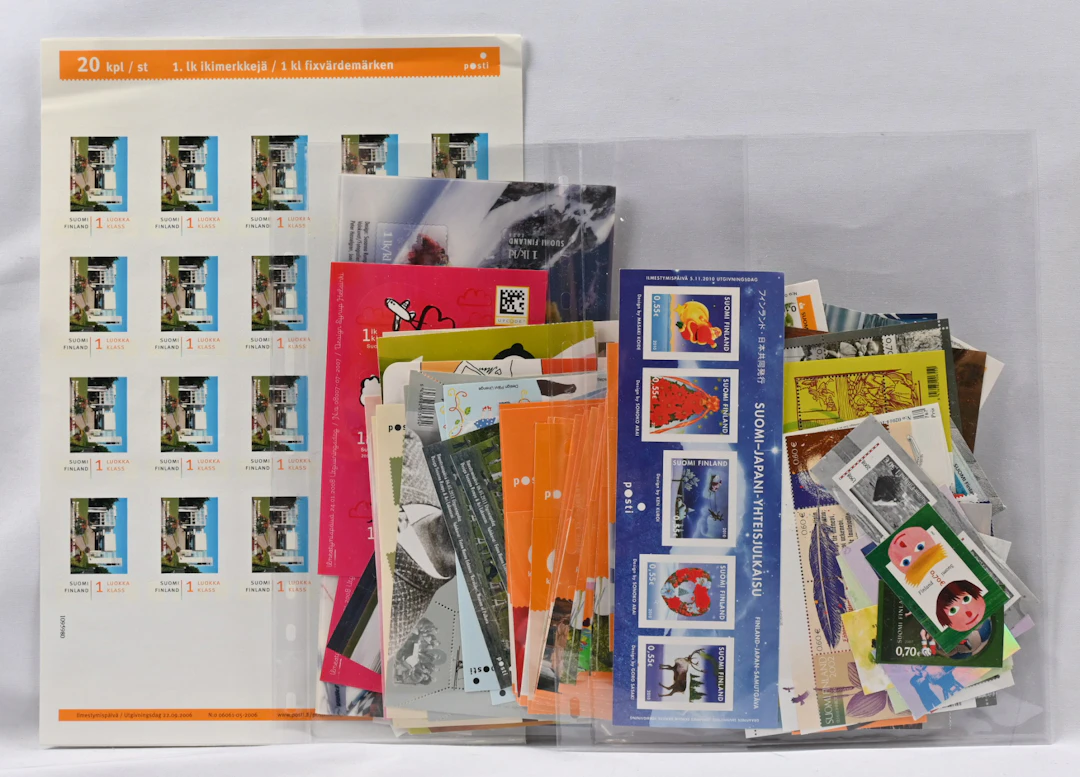 Face value material, approximately 350 MNH ** forever stamps and for