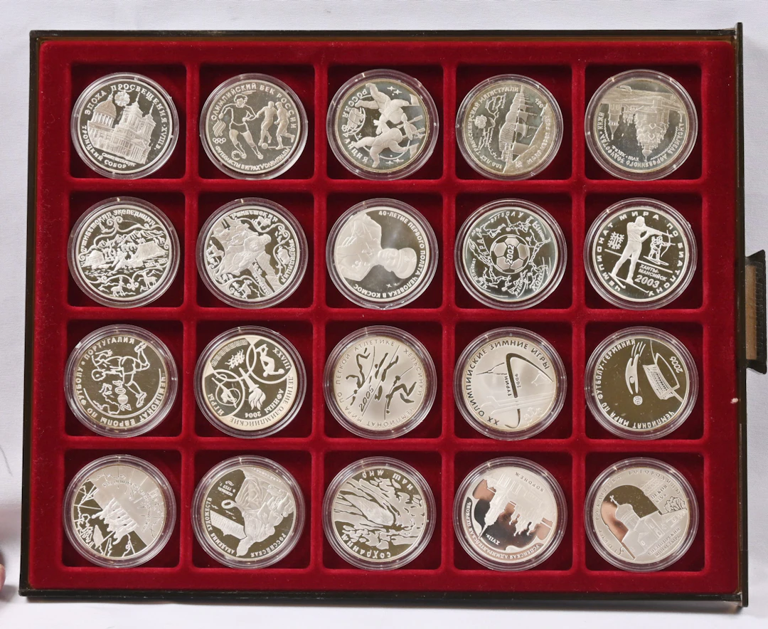 1992 - 2008 20 different 3 Rouble silver commemorative coins in capsules.