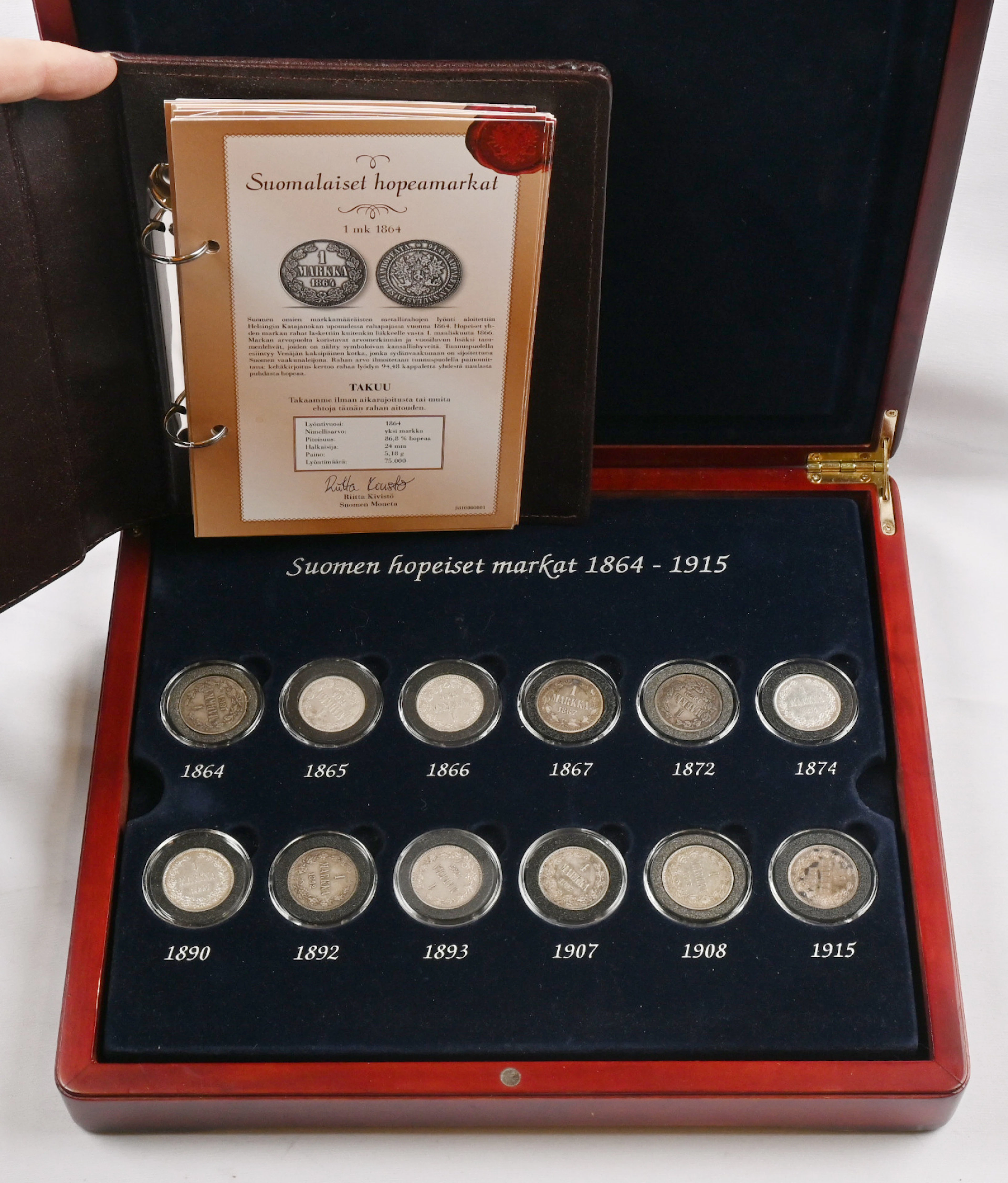 Collection of silver markka coins 1864 - 1915 and 2 markka silver