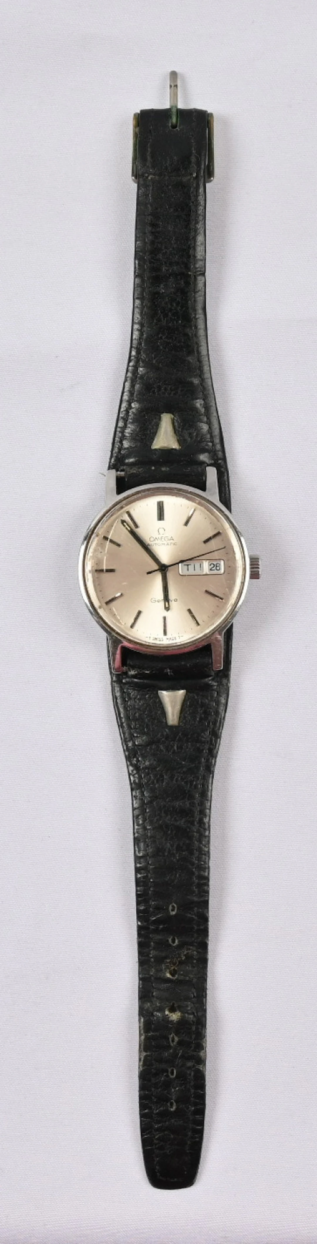 Omega Genéve Automatic wristwatch, 35 mm, in wroking condition. Some