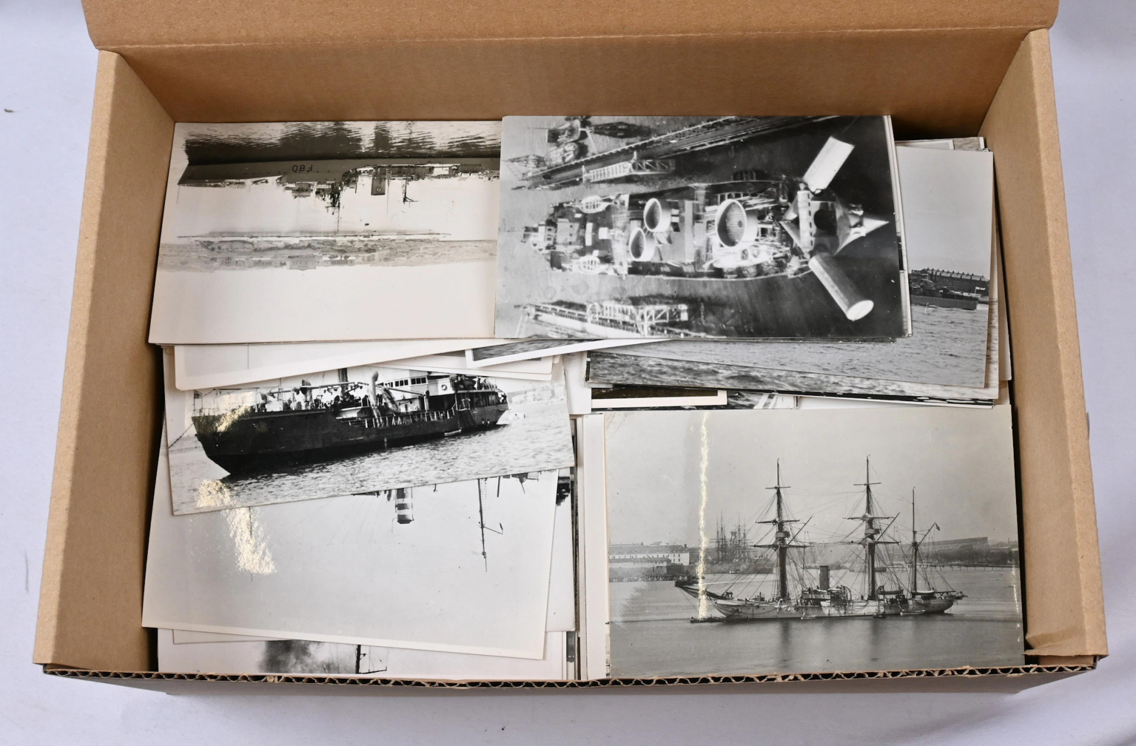 Warships pictures and cards approximately 700 pieces.
