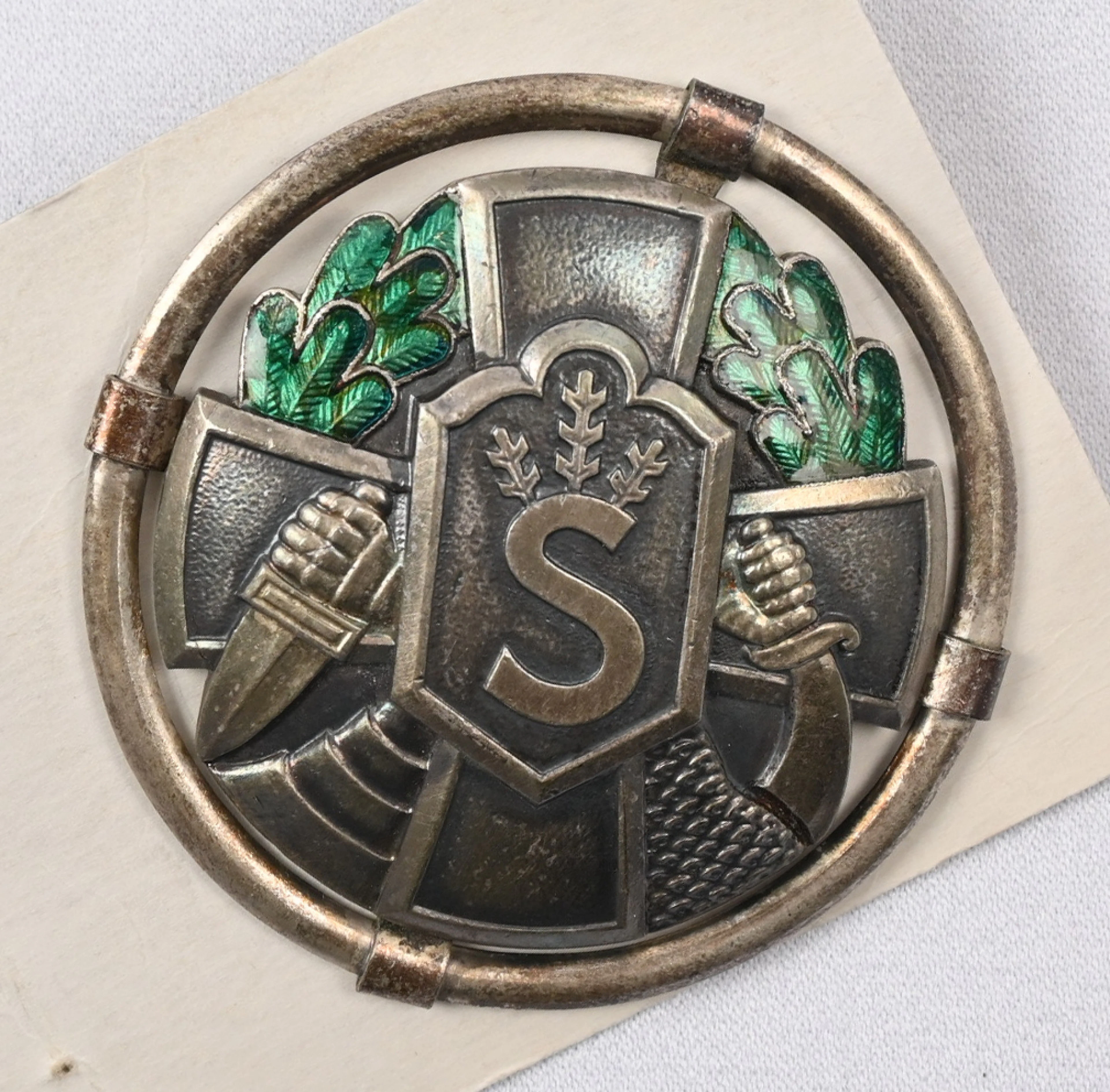 Civil Guard fitness badge and a loose so-called skiing ring. Beautiful