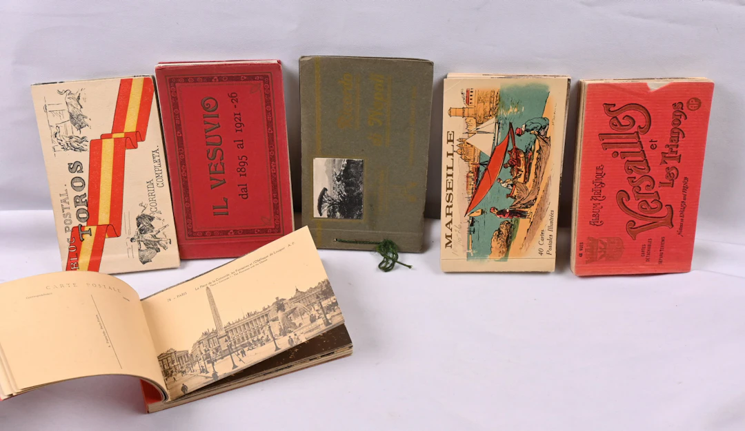 Six old card booklets from the early 1900s, where over 180 cards.
