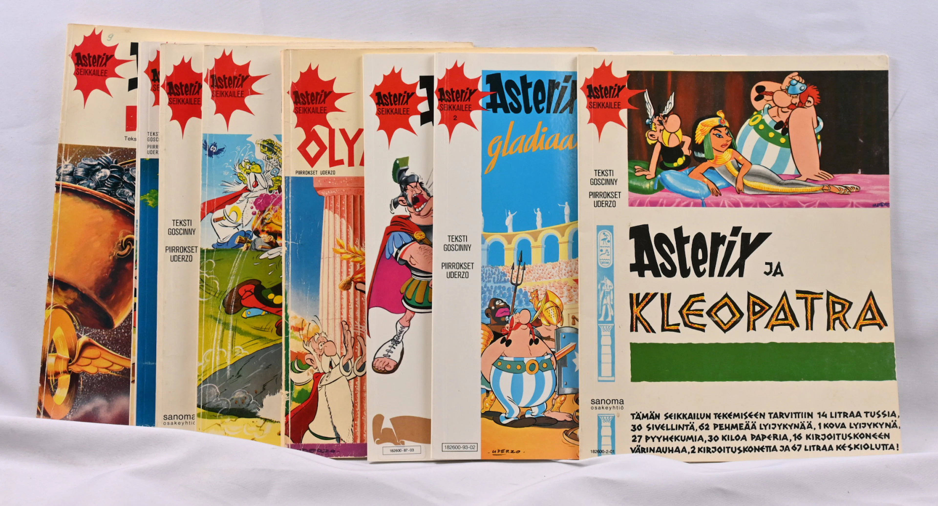 Asterix (in Finnish) selection of albums 1 - 2, total of 26 pieces