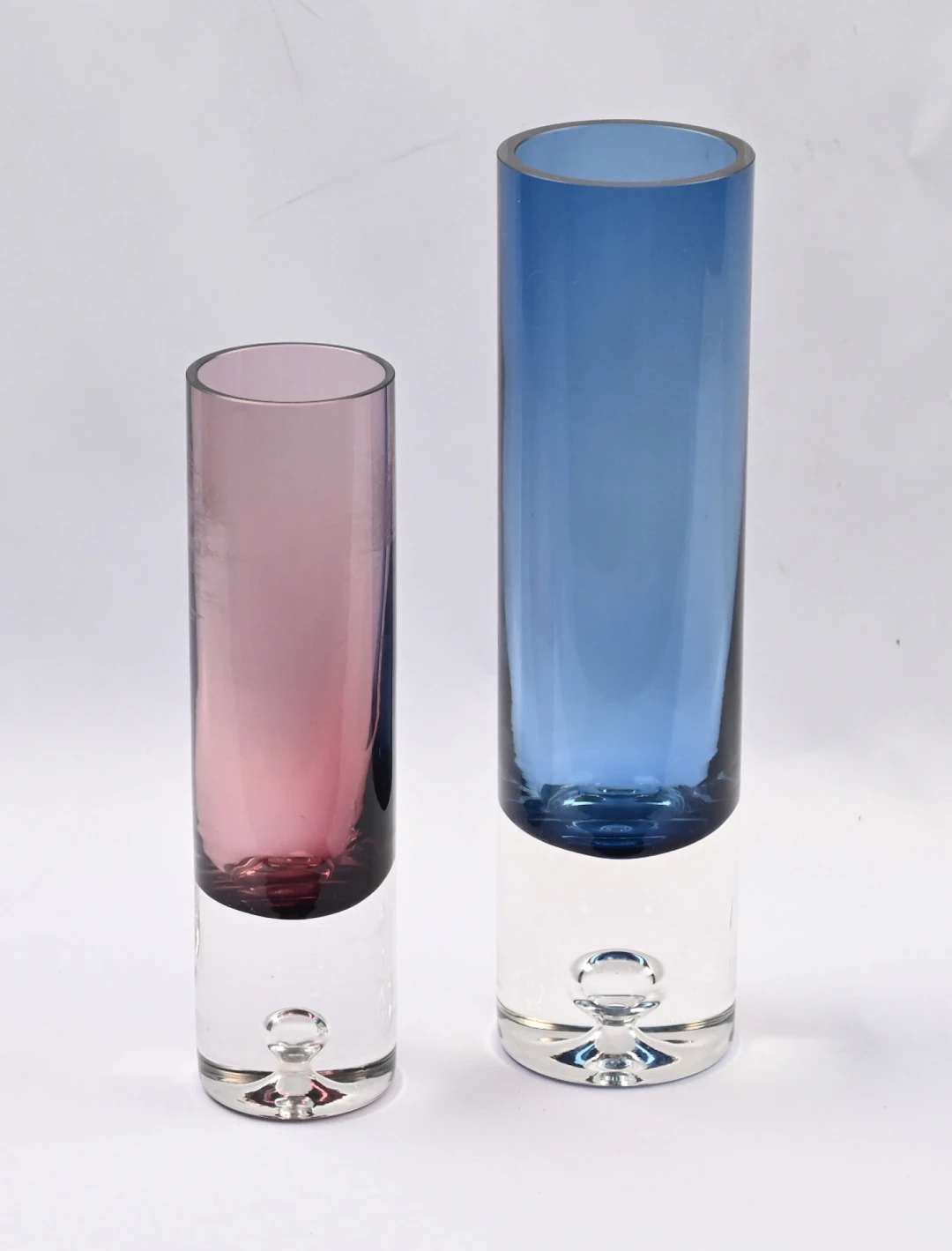 Tapio Wirkkala blue 3586 vase, signed, height approximately 24 cm