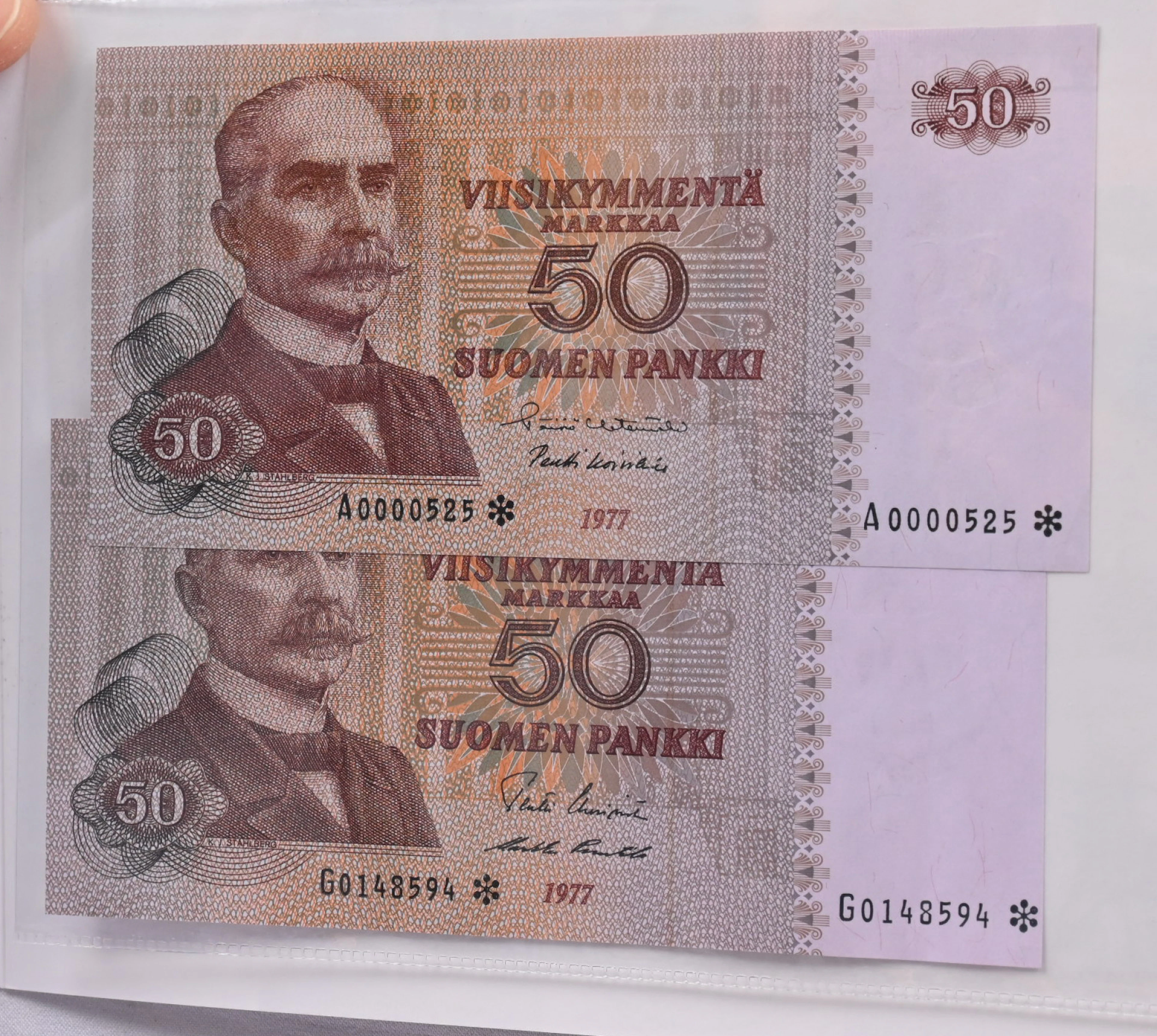 1977 50 markka replacement banknotes A0000525*, G0148594* condition 01-0