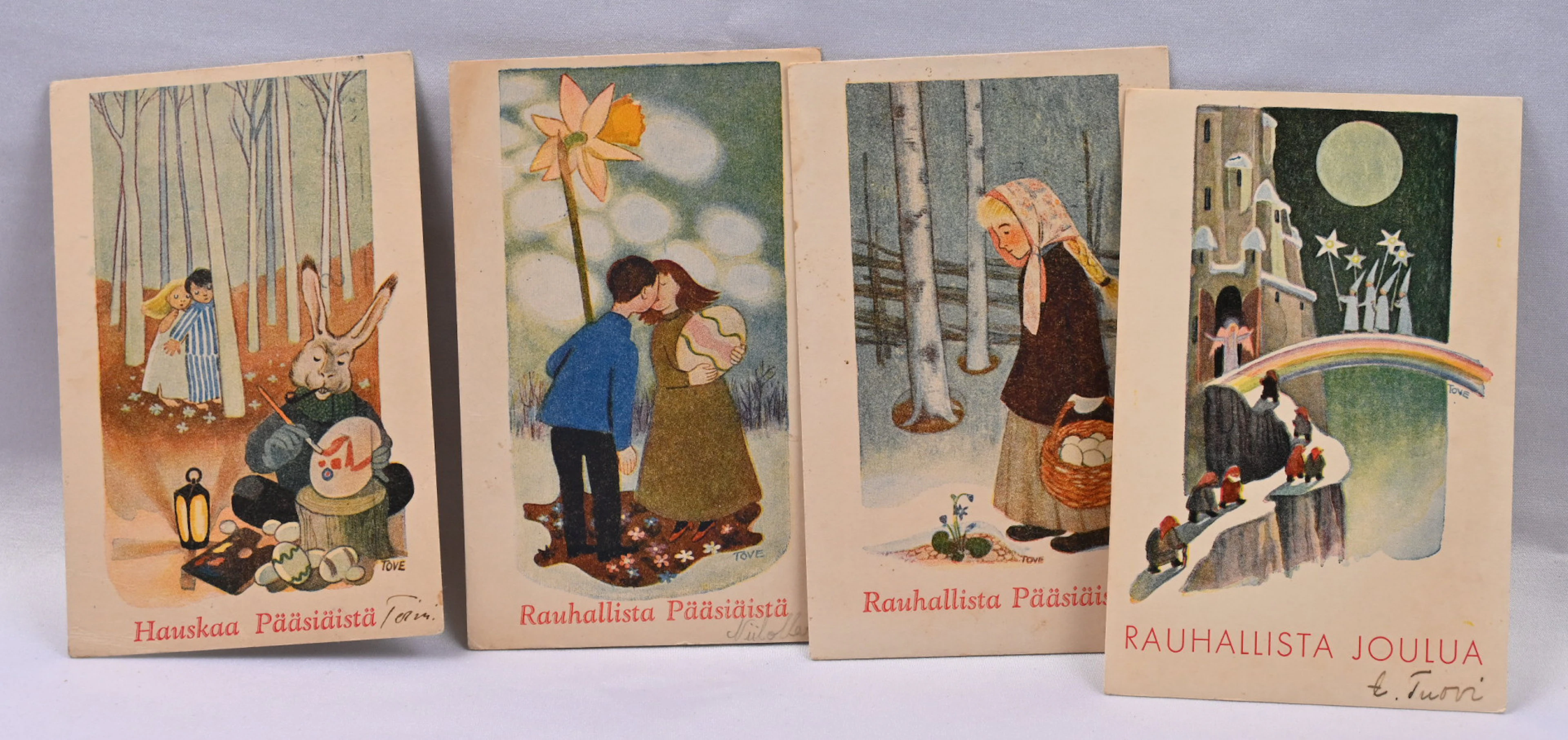 Tove small selection eight different types from the 1940s.