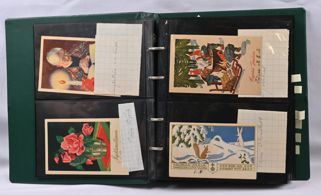 Artist cards over 130 pieces in an album. Many different artists. Only old.