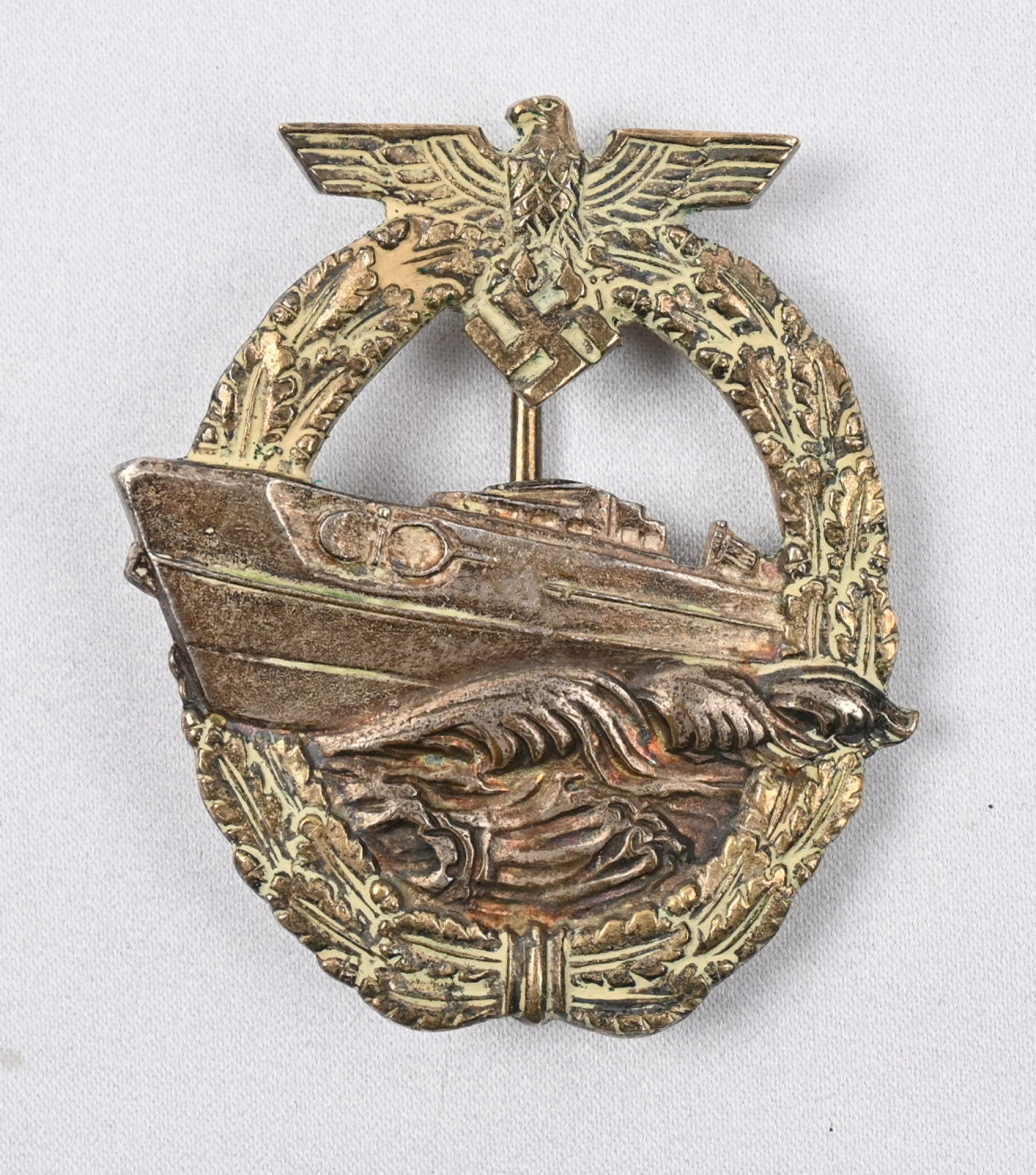 German E-Boat war badge (Schnellboot-Kriegsabzeichen) 2nd class. On