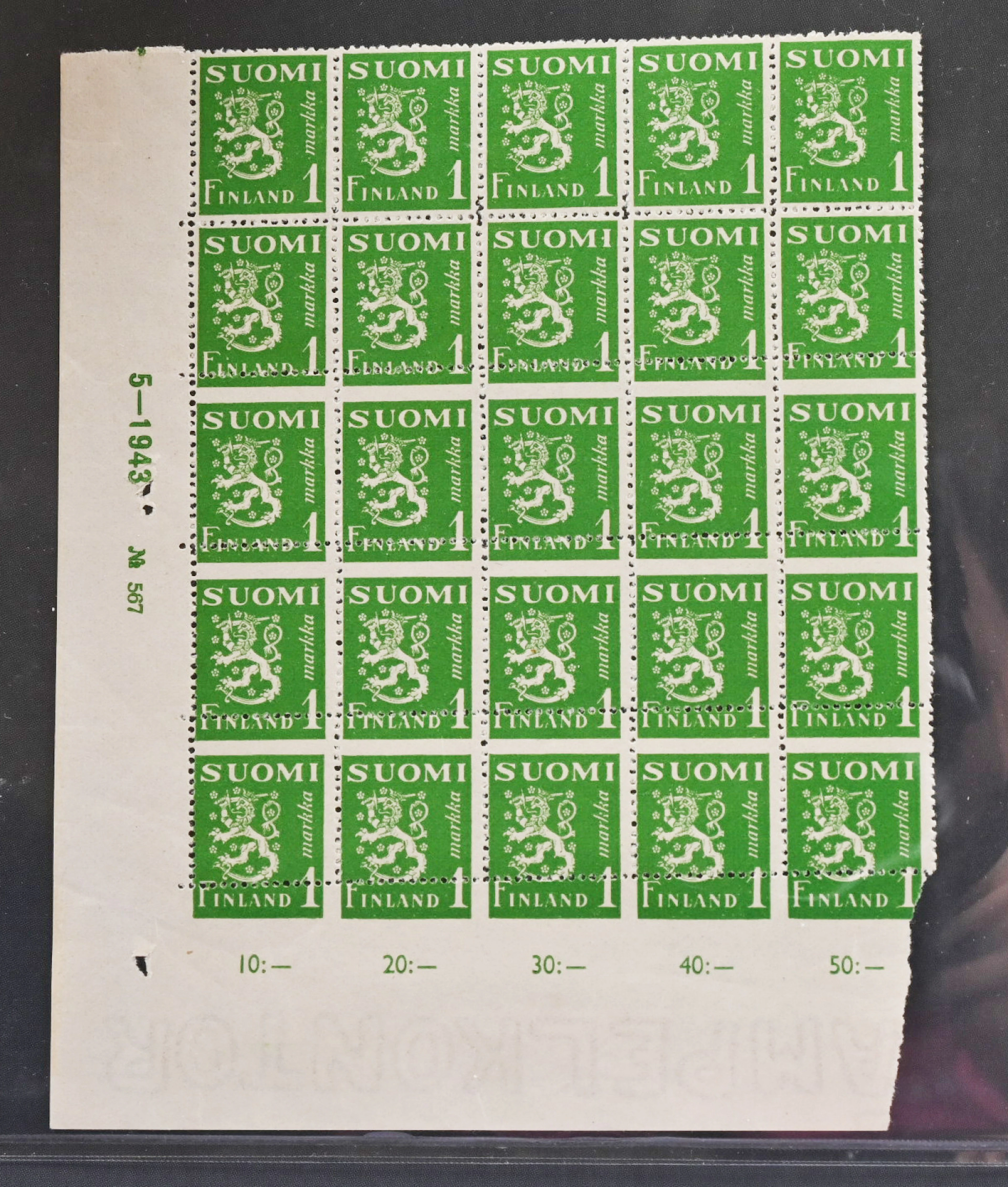 1 markka green magnificent block of 25 stamps, with a large off sets