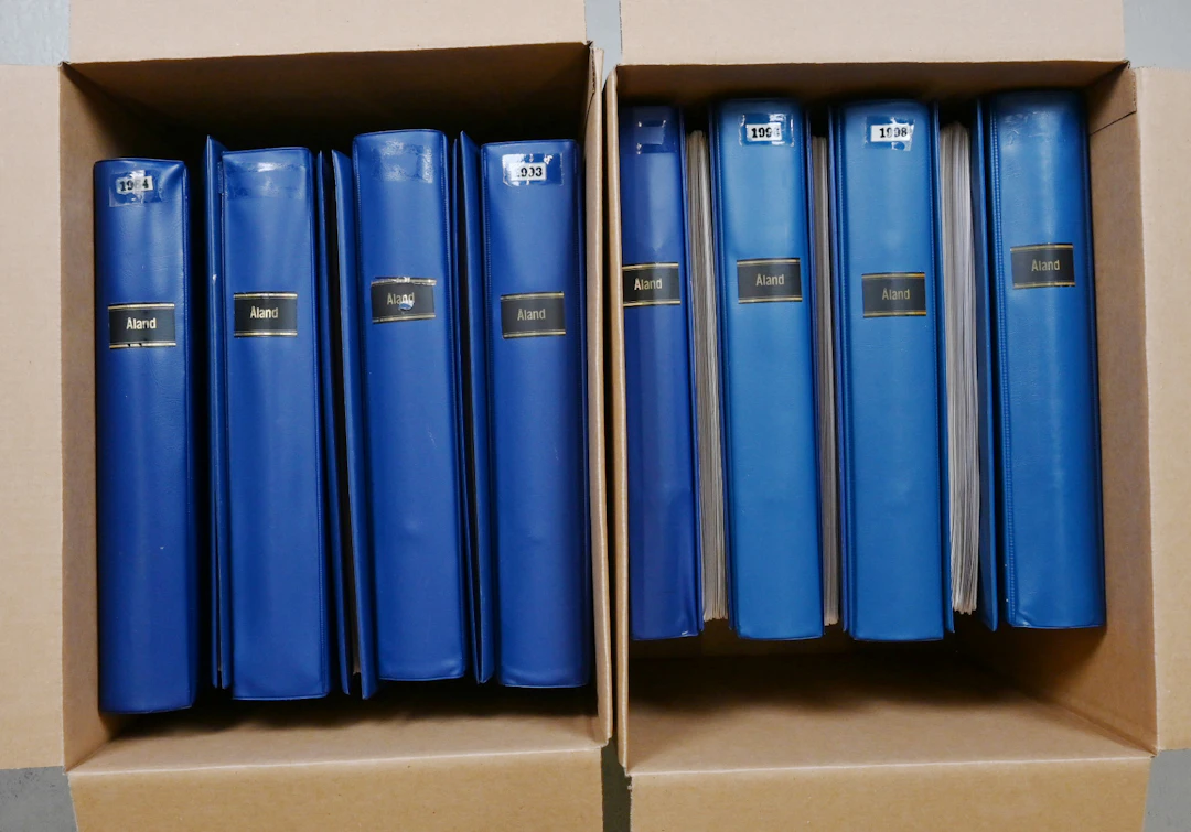 1984 - 1999 and 2001 extremely extensive and abundant collection in