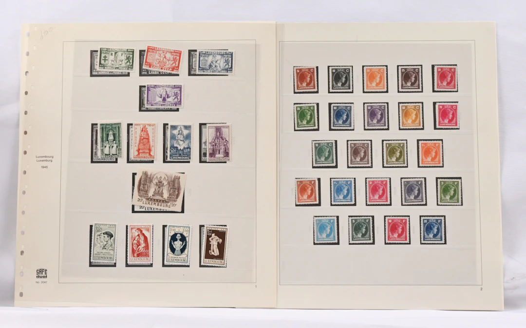 1944 - 1960 fine MNH ** collection on pages, Michel over 2.500€.
