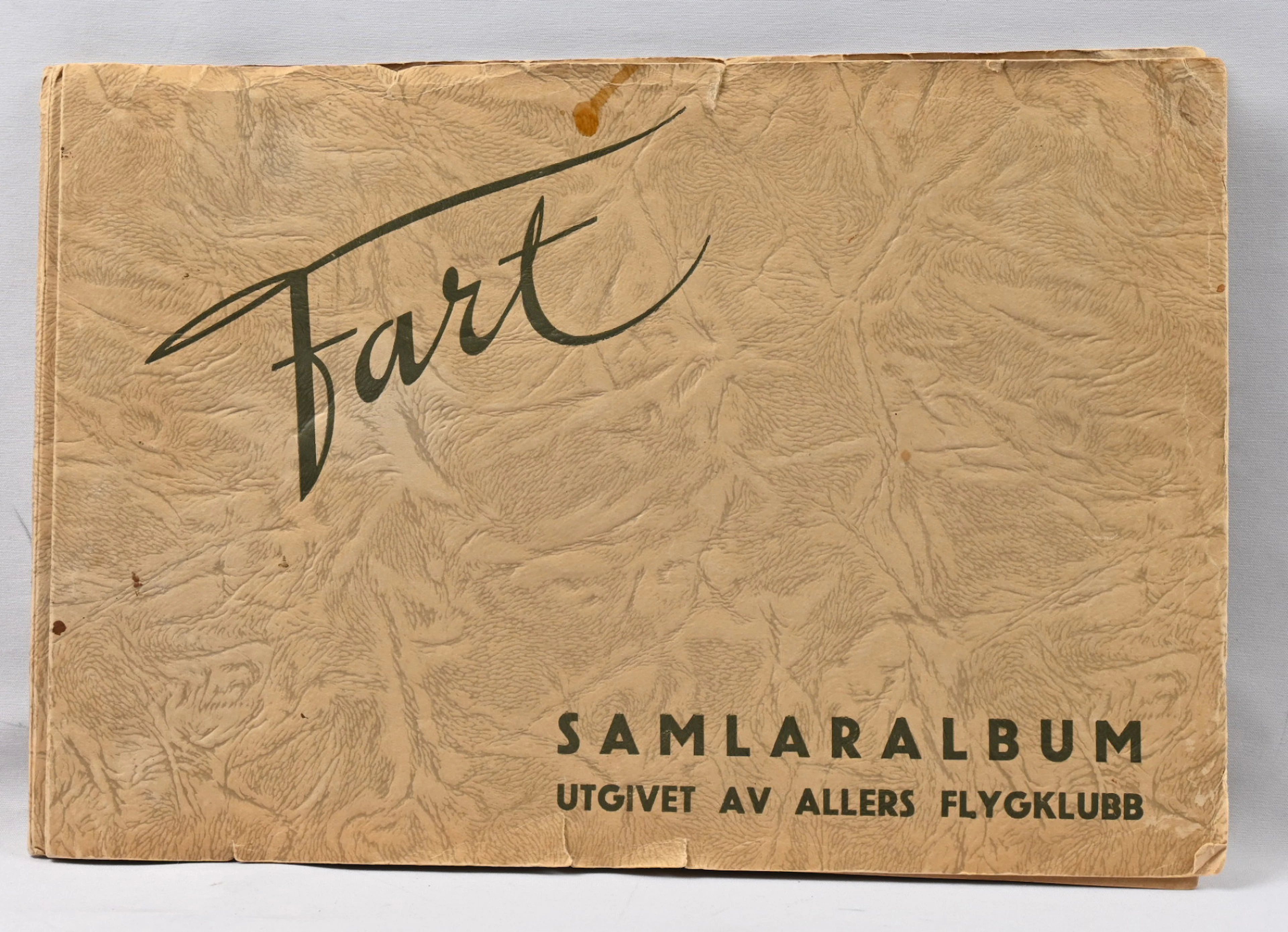Swedish ”Bradger i luften” 1930s collectible album, where all 116