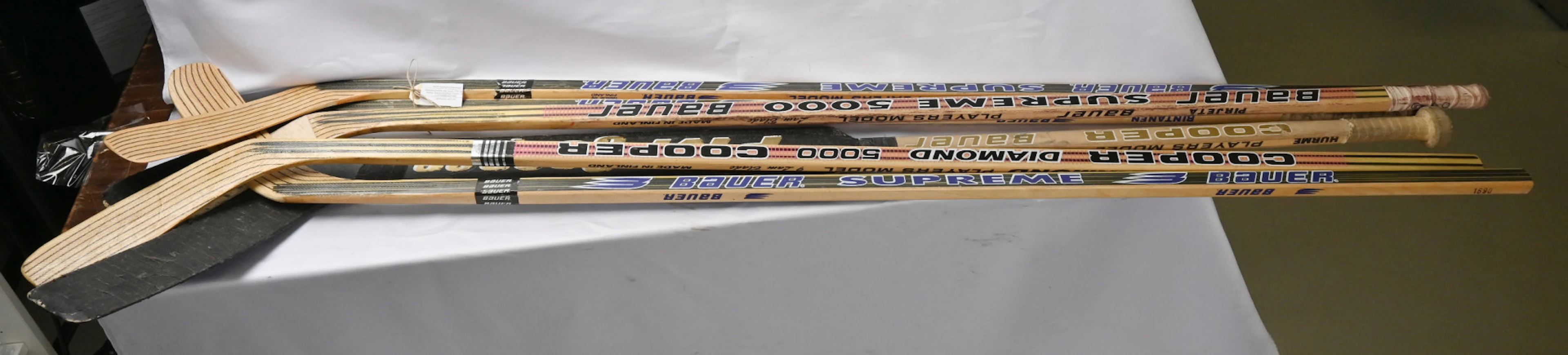 Hockey sticks selection, six sticks of TPS players. Three used: Pirjetä