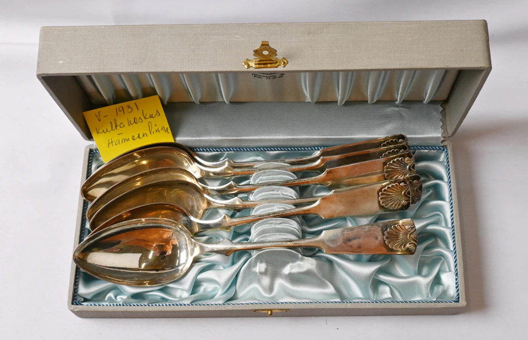 Musla, large silver (813) tablespoons six pieces in a box. Kultakeskus