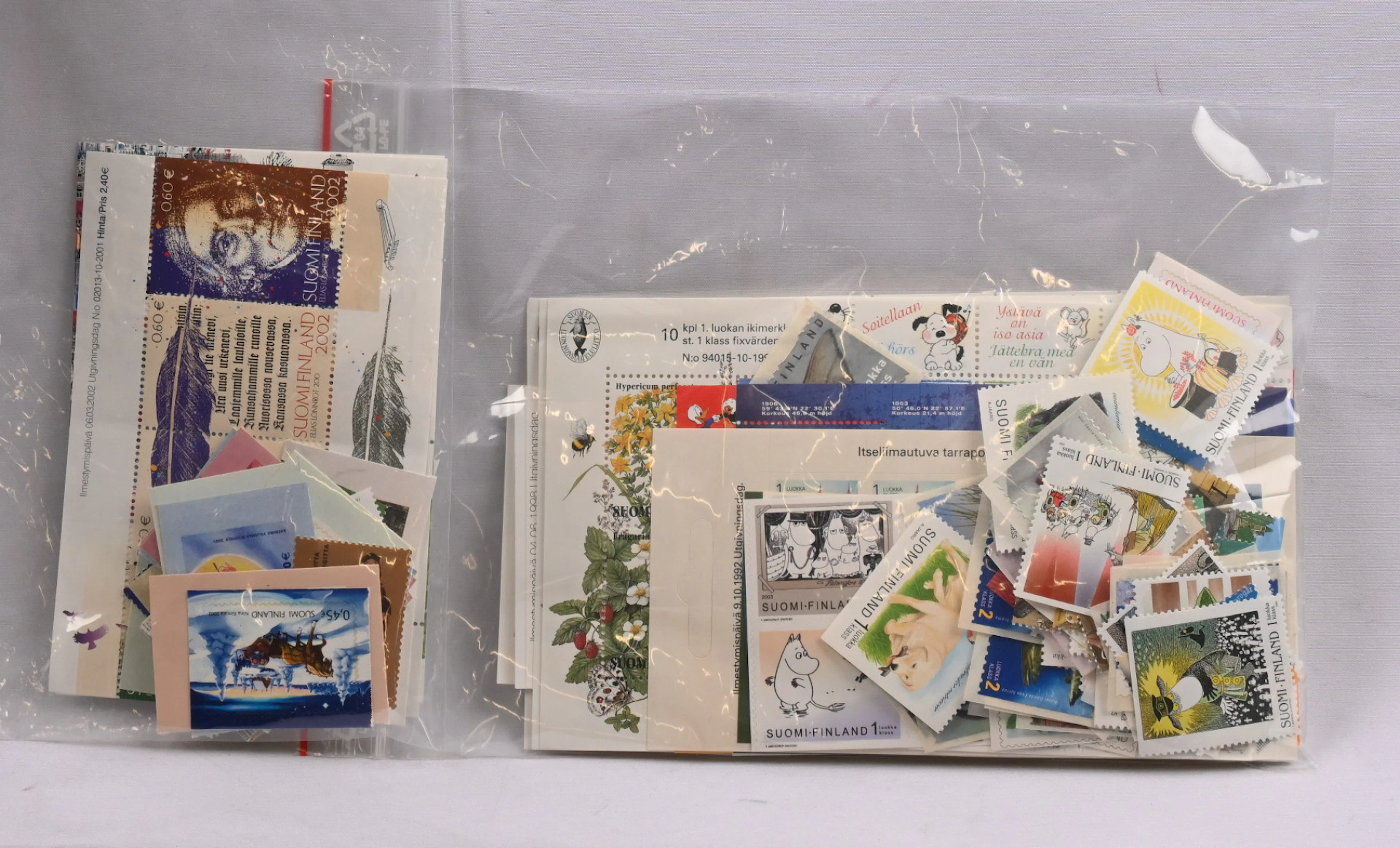 Forever stamps over 410 pieces as MNH **. Additionally MNH ** euro