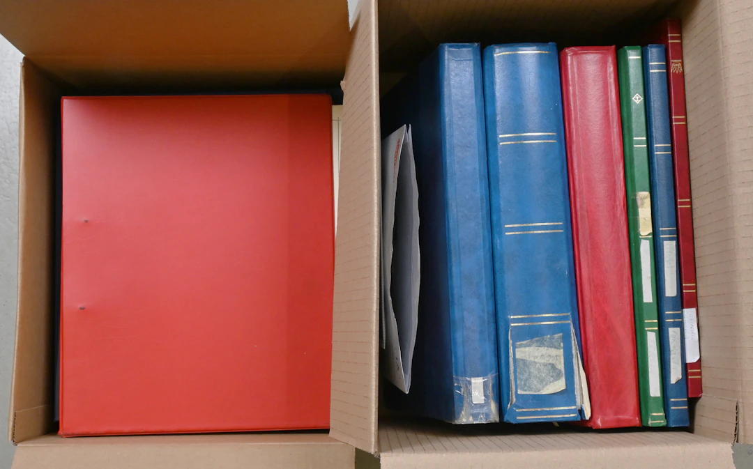 In nine stockbooks and in two albums mixed selection of stamps from