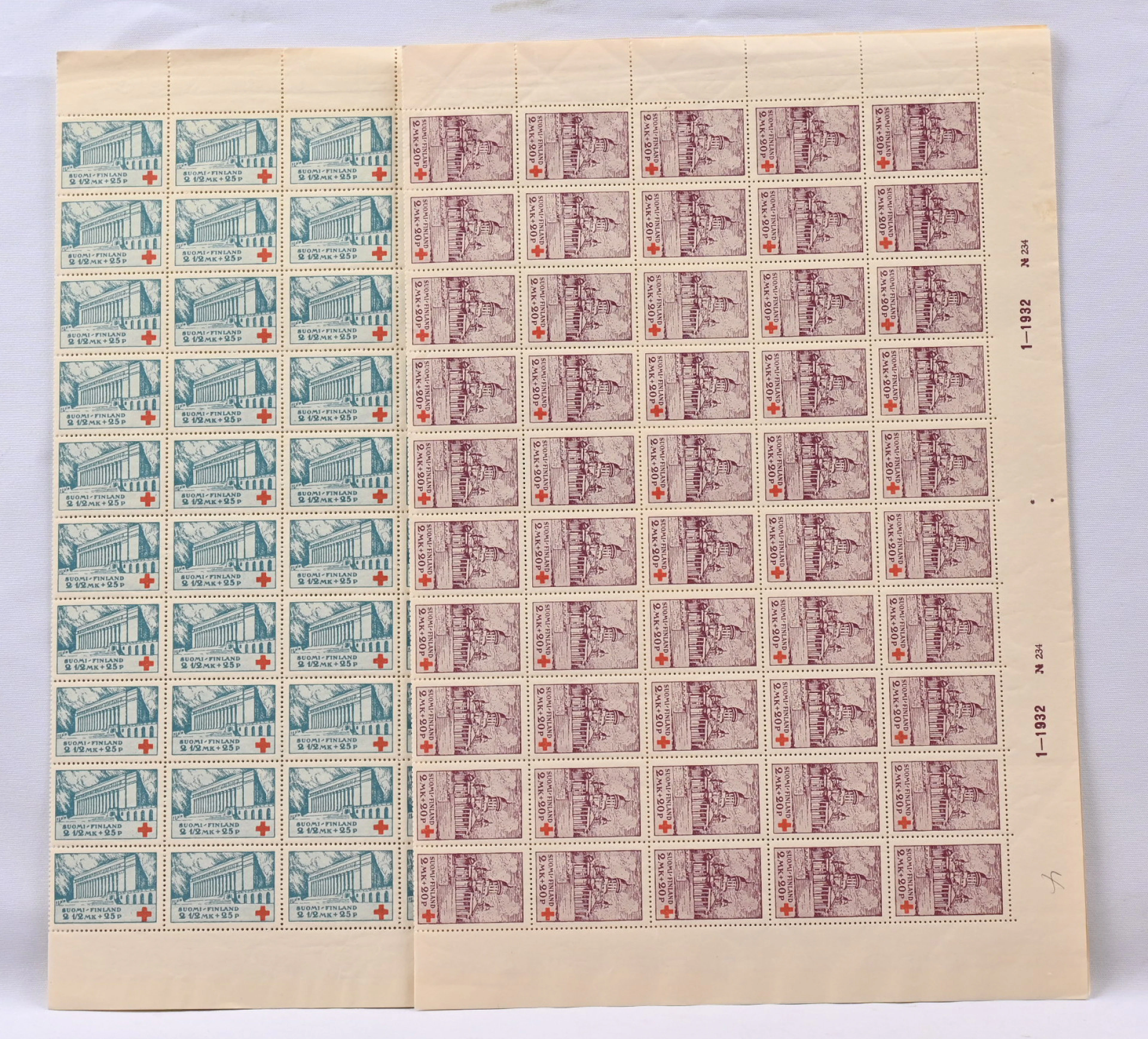 1932 Red Cross 2 markka and 2½ markka sheets (2 x 100). Plate errors