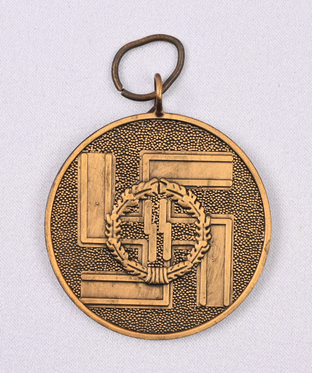 Germany, SS Long Service Medal for 8 years service, 3rd class. Bronze.