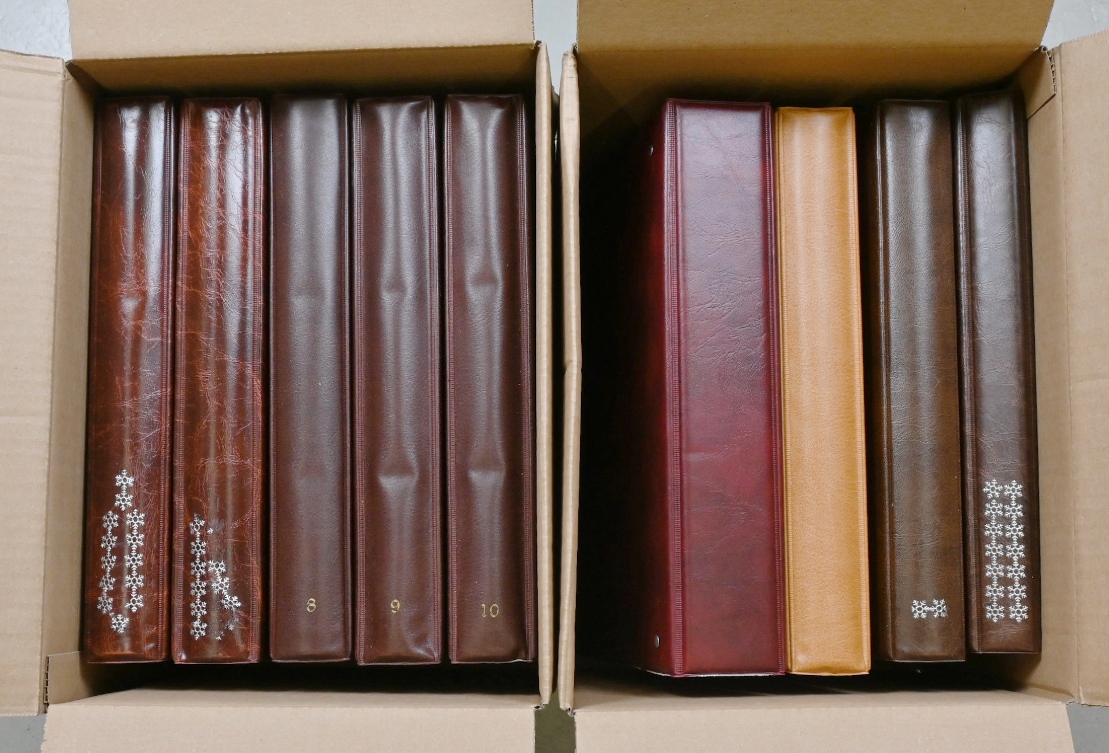 Newer foreign cards large selection approximately 2.200 pieces in