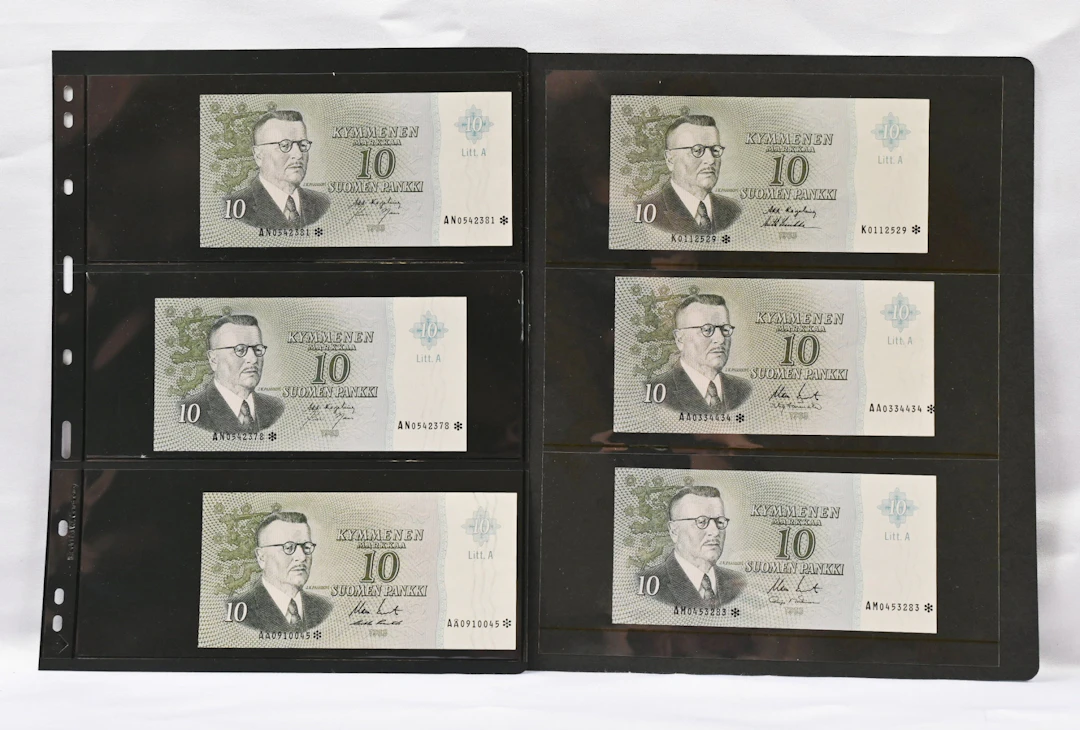 Selection of replacement banknotes 1963 10 markka Litt.A series K*