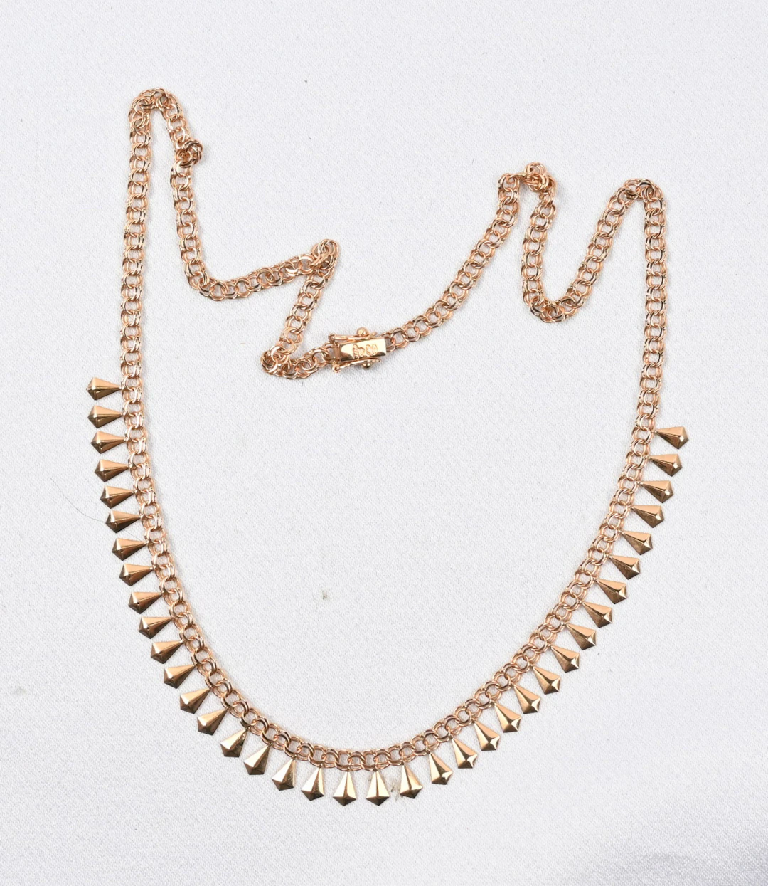 Neck chain, festive bismark, gold (14 k). Weight approximately 7 g.