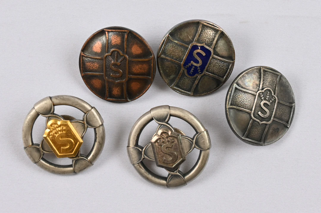 Civil Guard hobby badges 3 pieces insignia badges and two pieces skiing