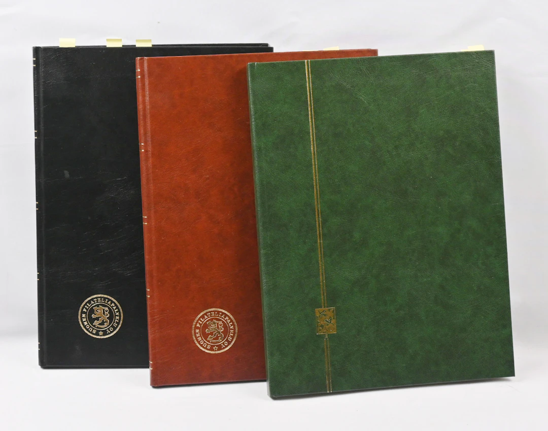 Old sales items and old lots from small auctions, selection in three