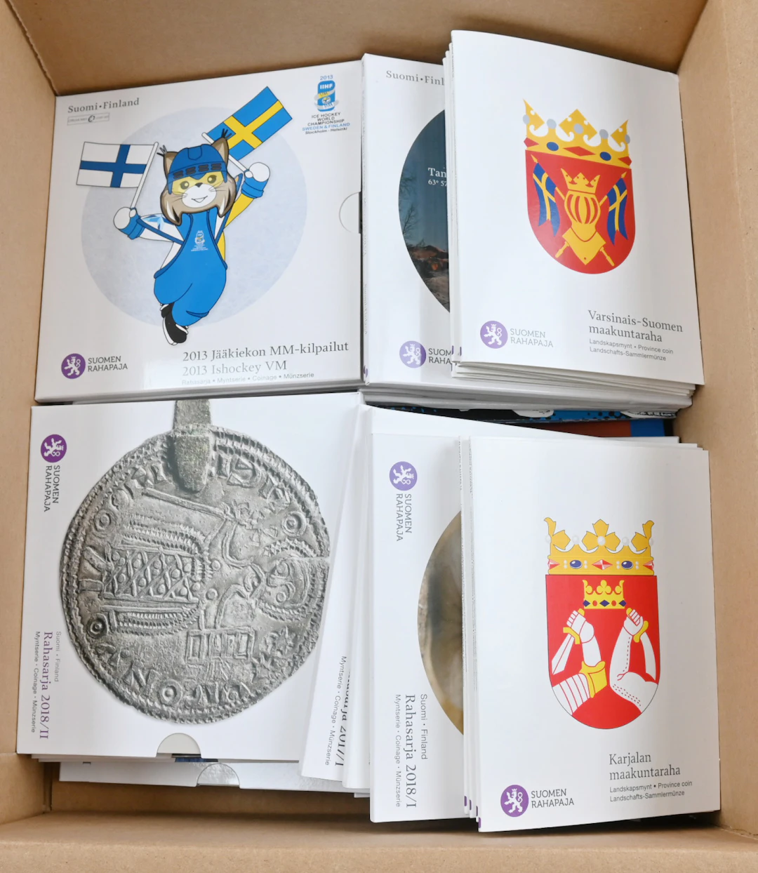 2009 - 2018 coin sets, fine selection 26 different, additionally provincial
