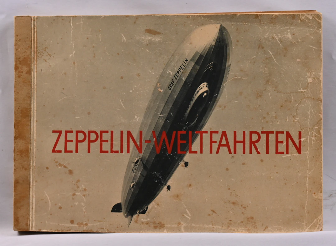 Zeppelin-Weltfahrten book including all the collectible pictures.