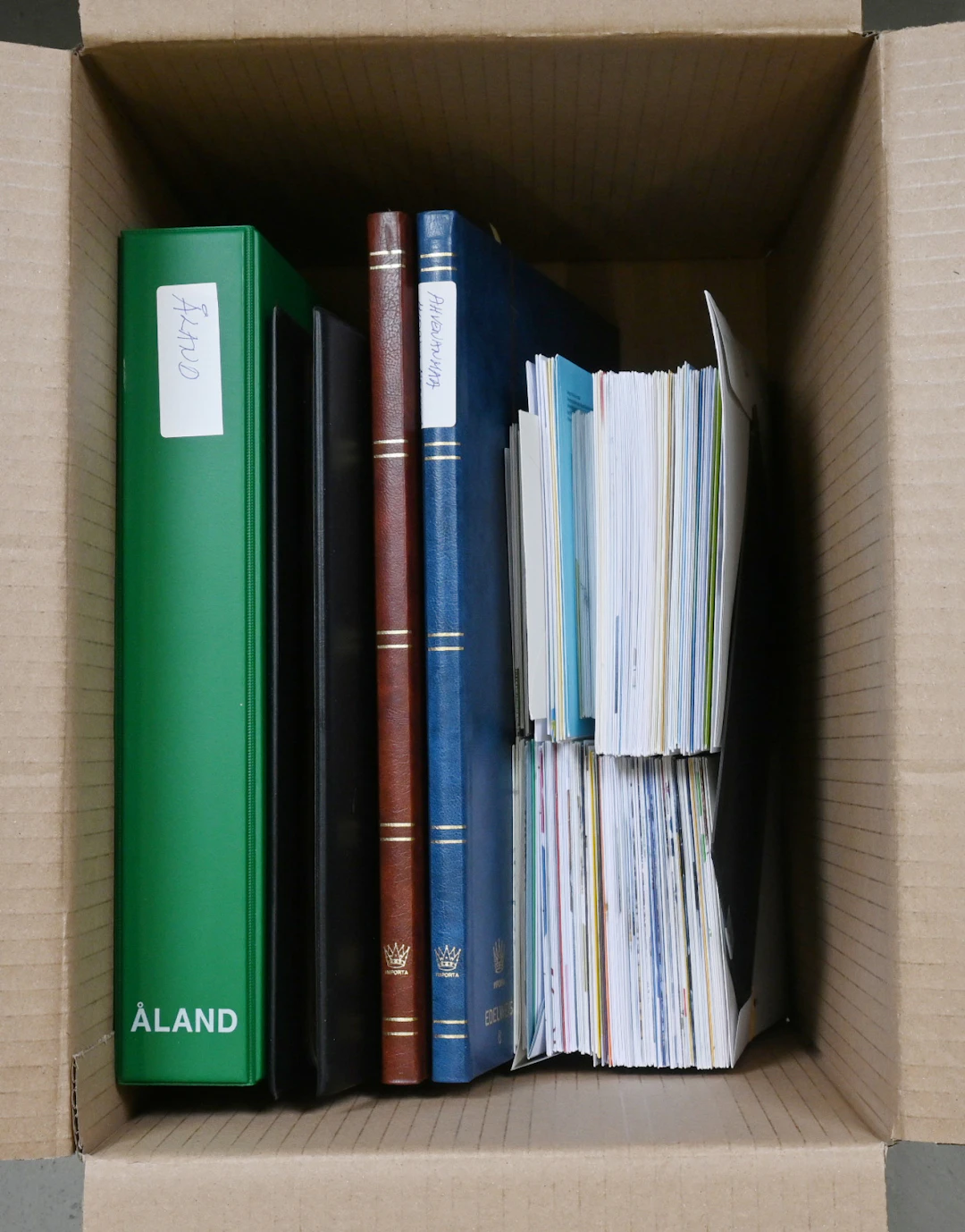 Aland Island selection in two stockbooks: MNH ** blocks of four, gutter