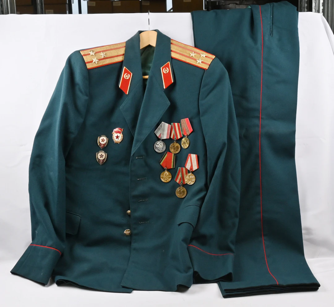 Three uniforms, two of which also with trousers. Conscript jacket