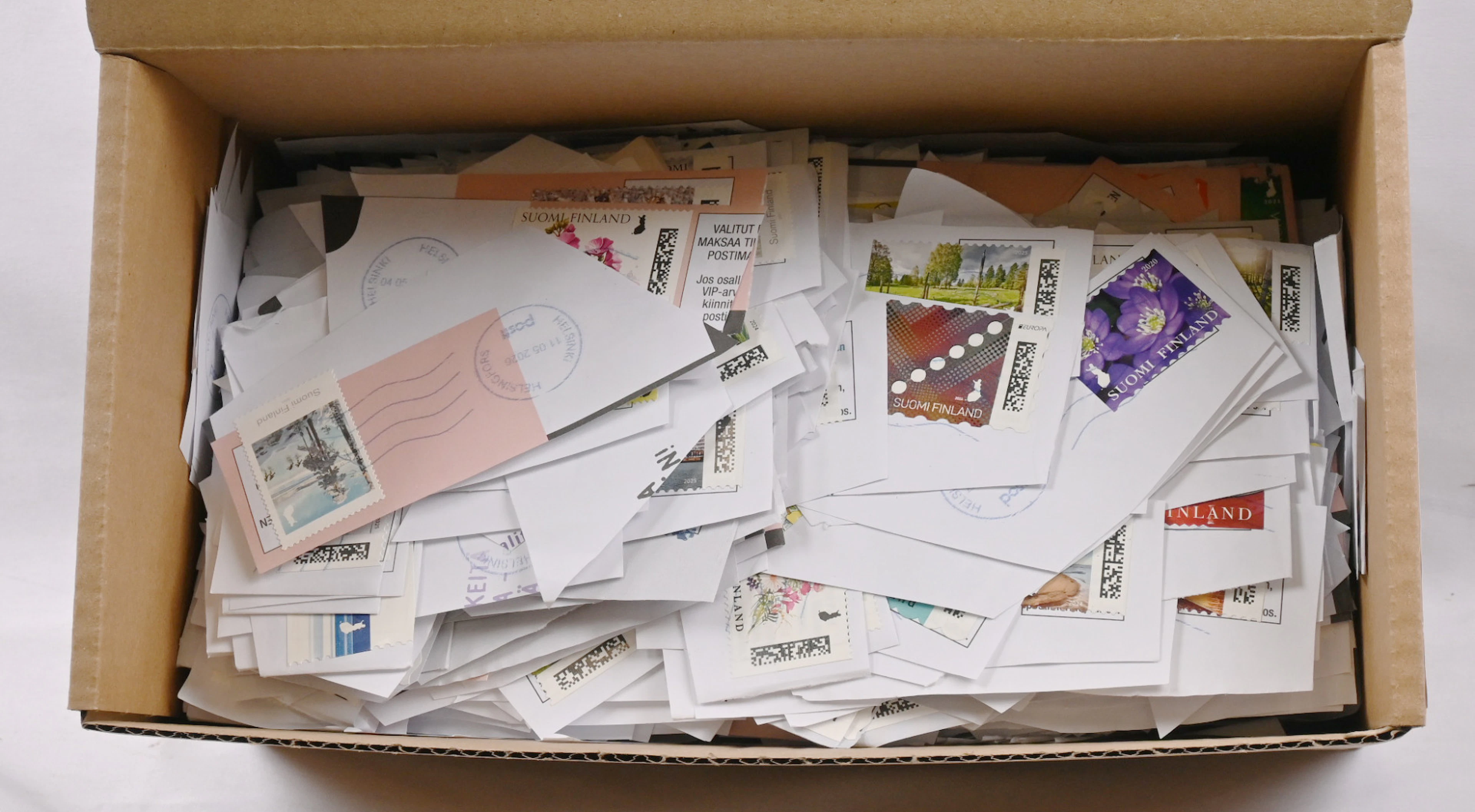 2026 used kiloware approximately 1 KG – not often available! Cancellations