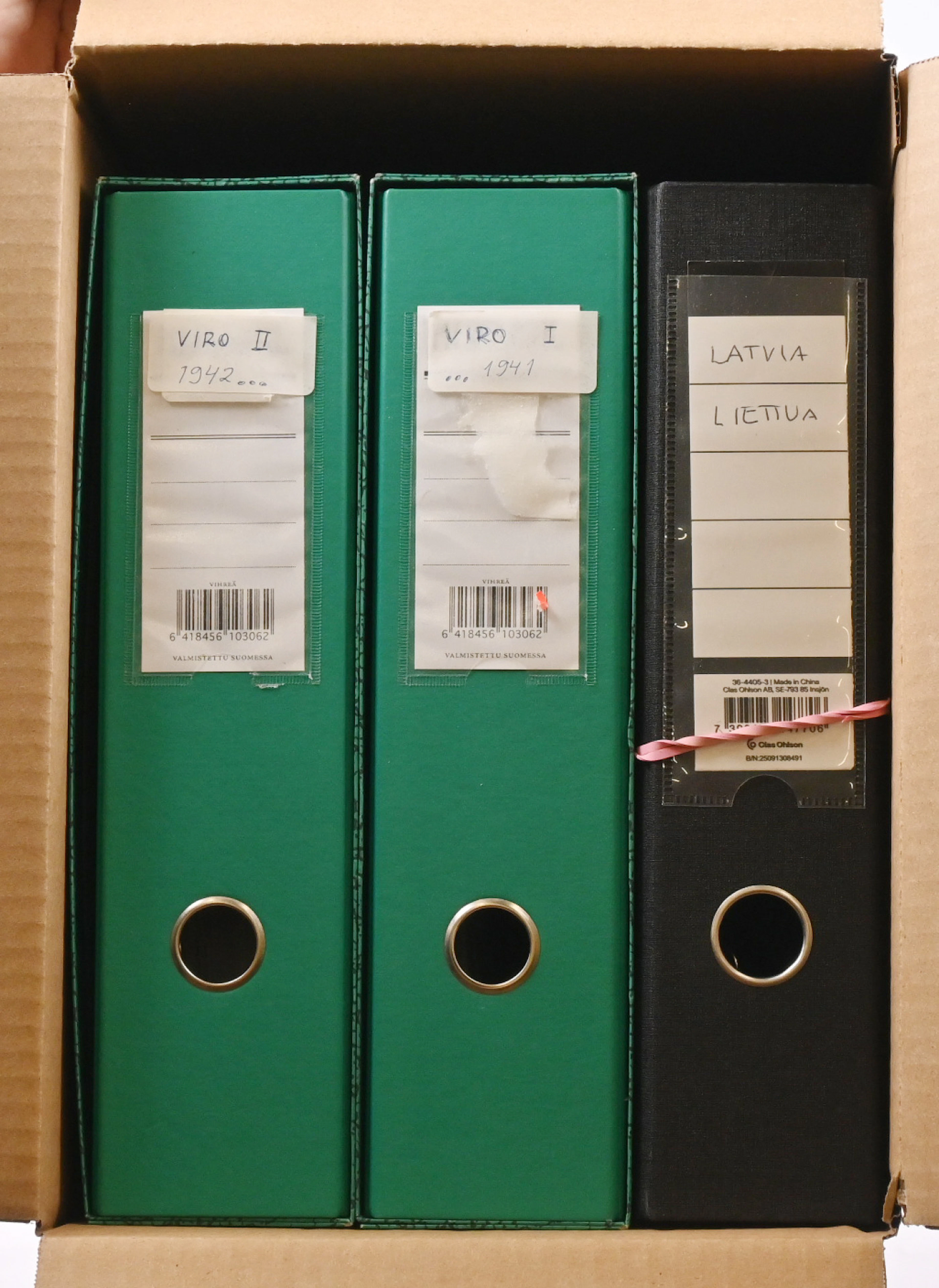 1918 - 2001 **/*/o collection in two binders. Not including the most