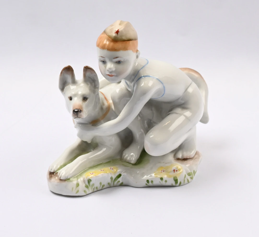 Young border guard with a dog -figurine, Soviet Union, height approx. 13 cm.