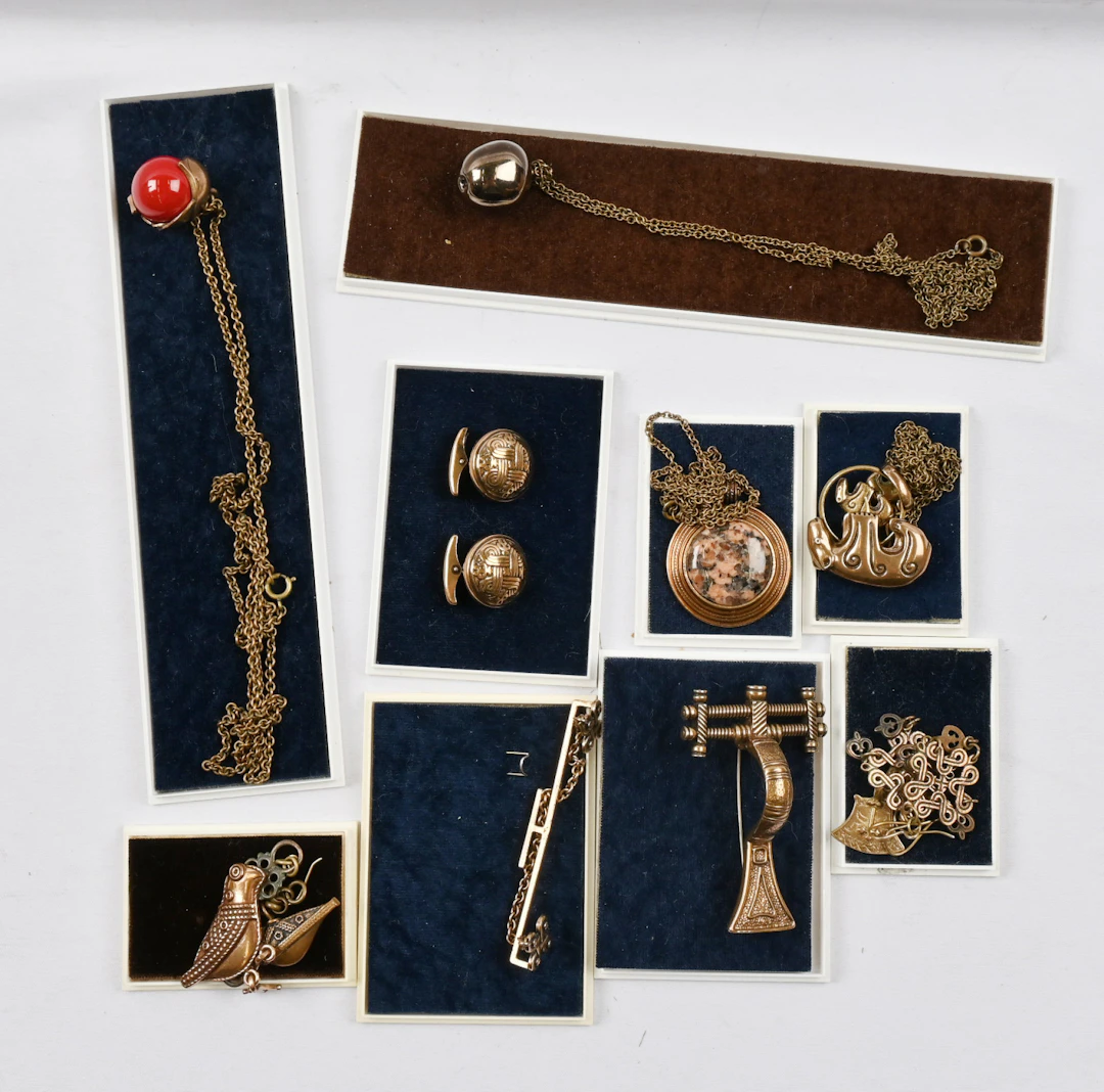 Kalevala Jewelry fine selection 14 different including eg. Omena (Apple)