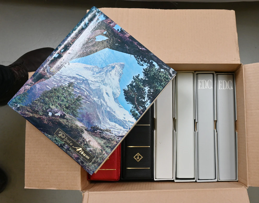 1977 - 2010 collection of FDCs in six good cover albums. Some amount