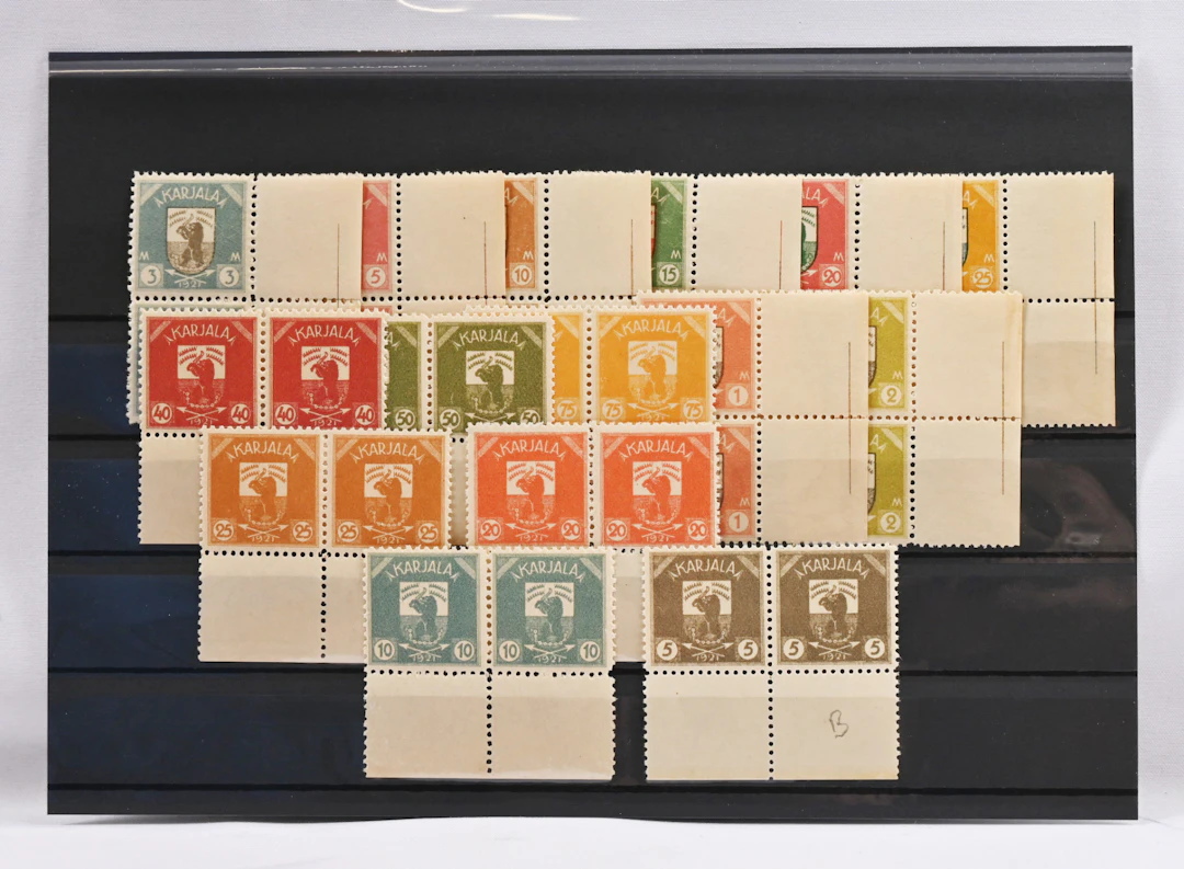 Pair set, very fine mint **