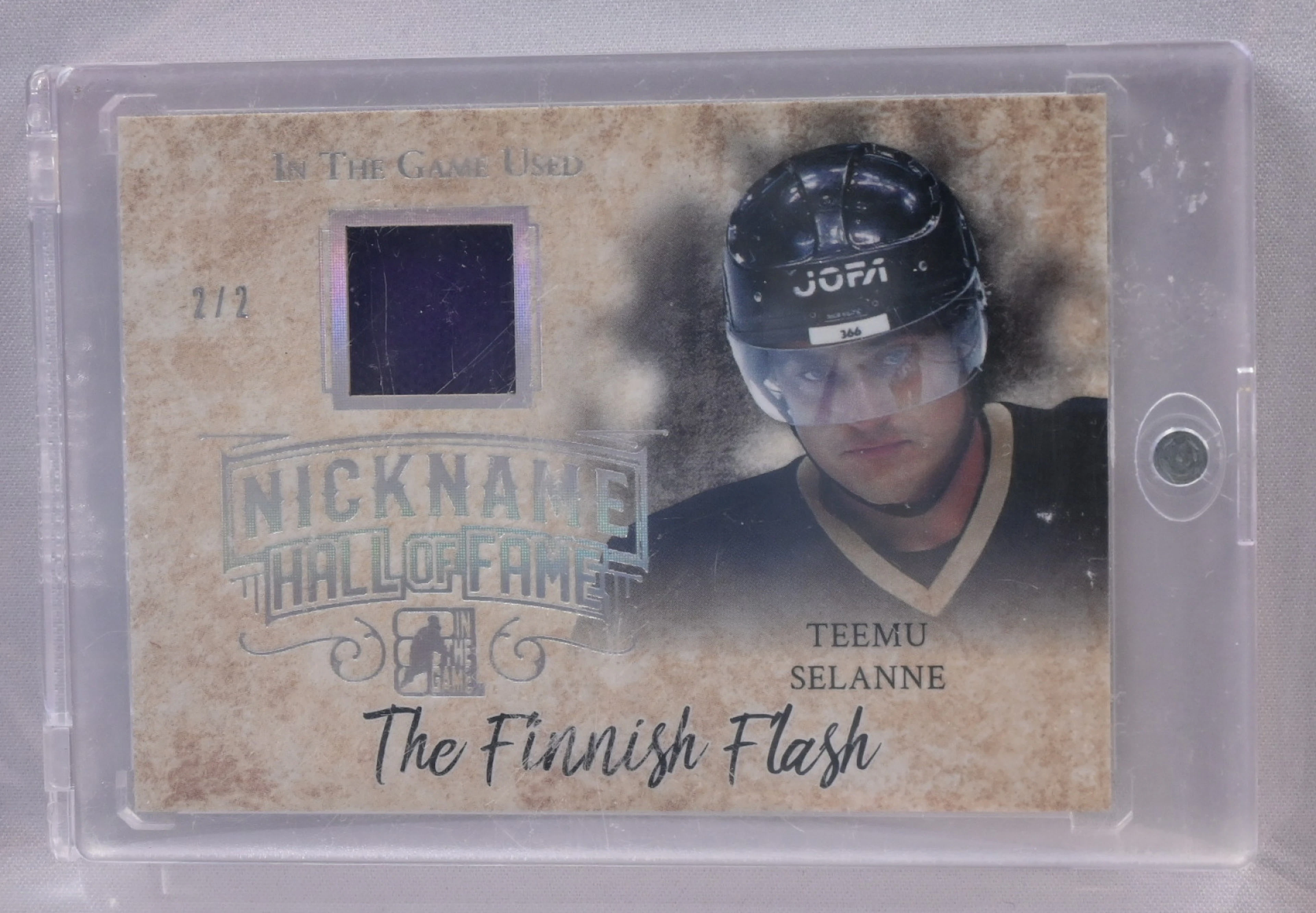 Teemu Selänne ITG Leaf Nickname Hall Of Fame The Finnish Flash jersey card 2/2.