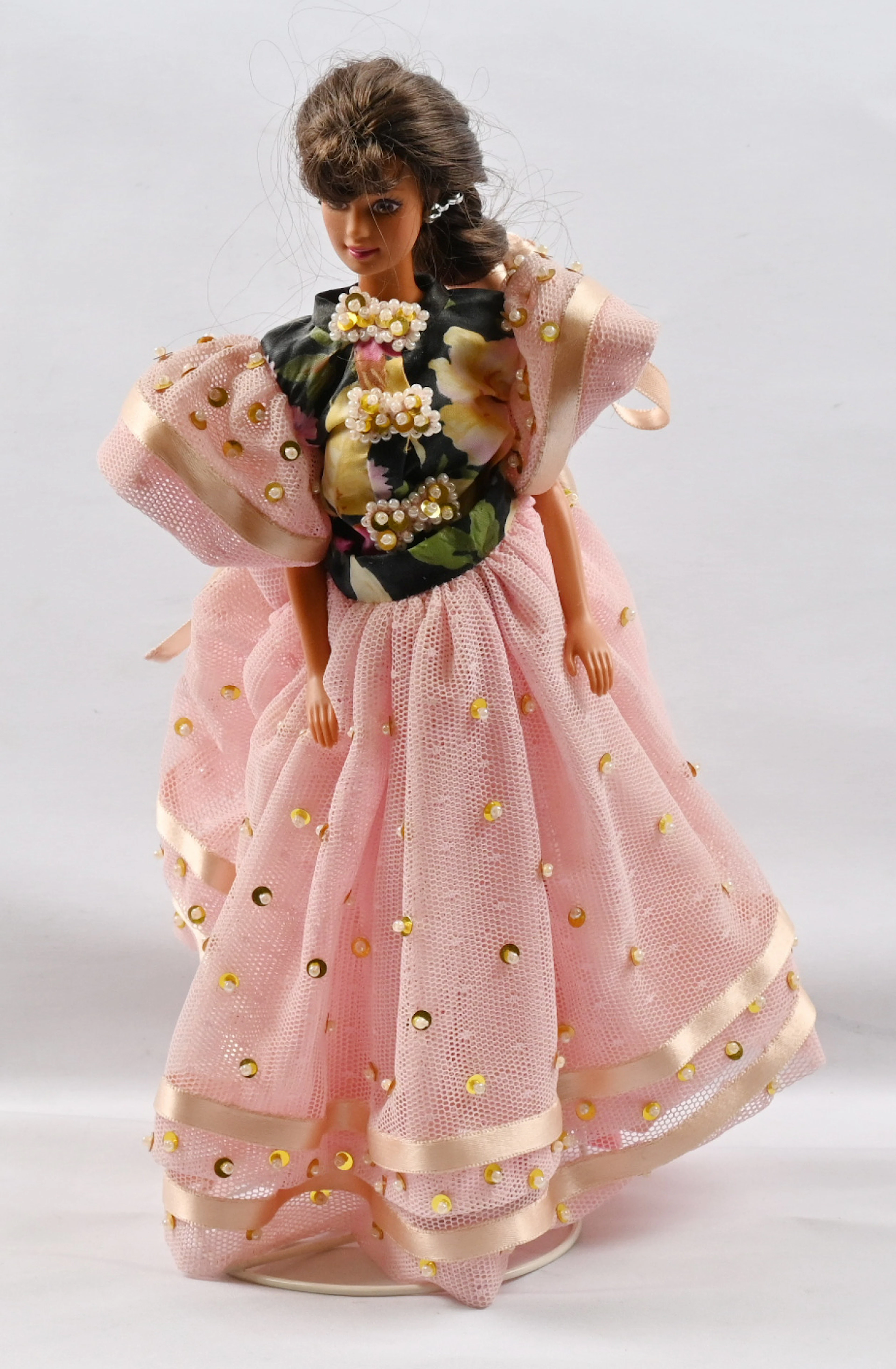 Toys, Barbie, equipped with an outfit made by artist Elina Juusela-Halonen.