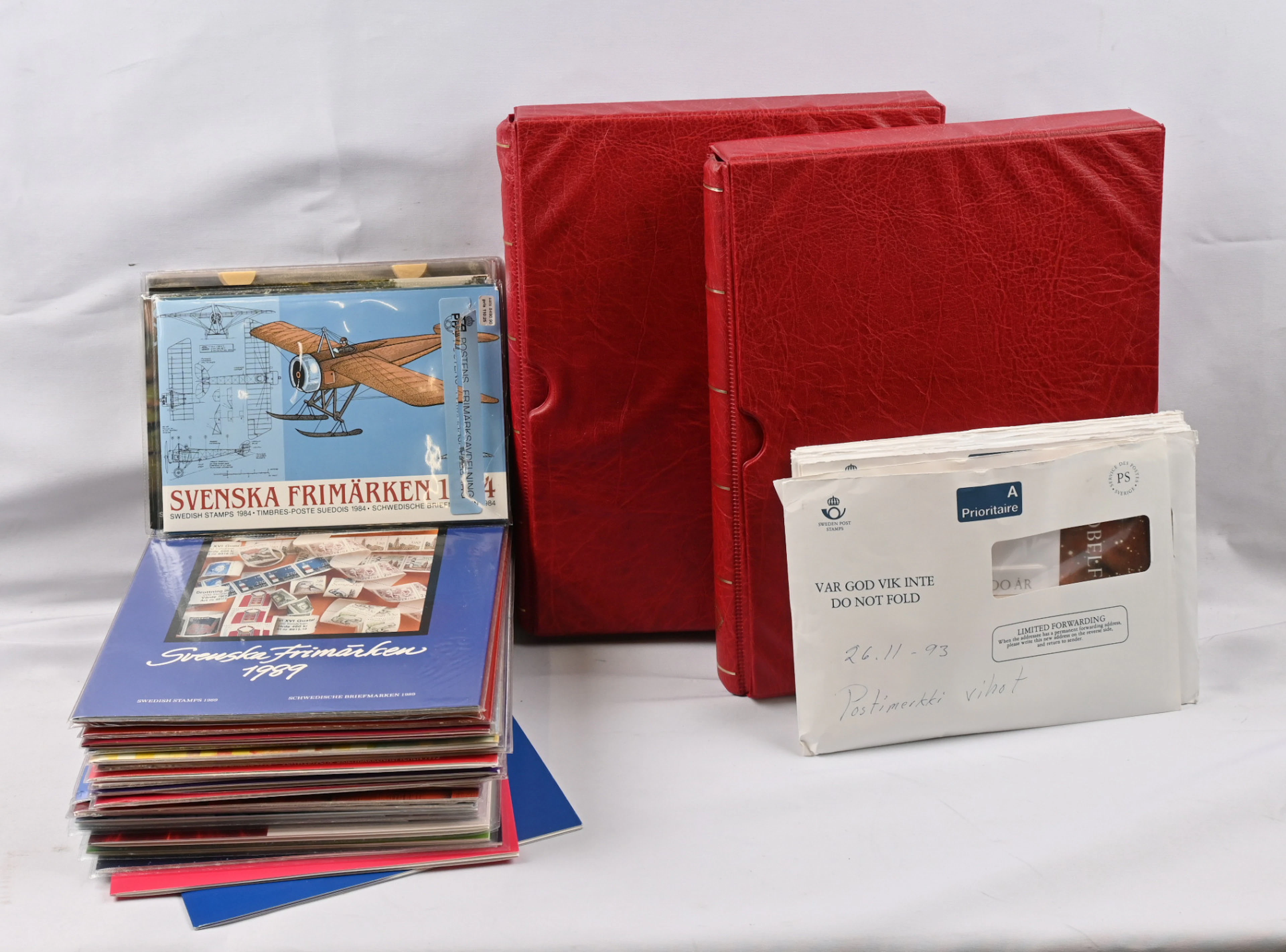 1984 - 2000 all year sets (17) as well as booklet assortments 1988